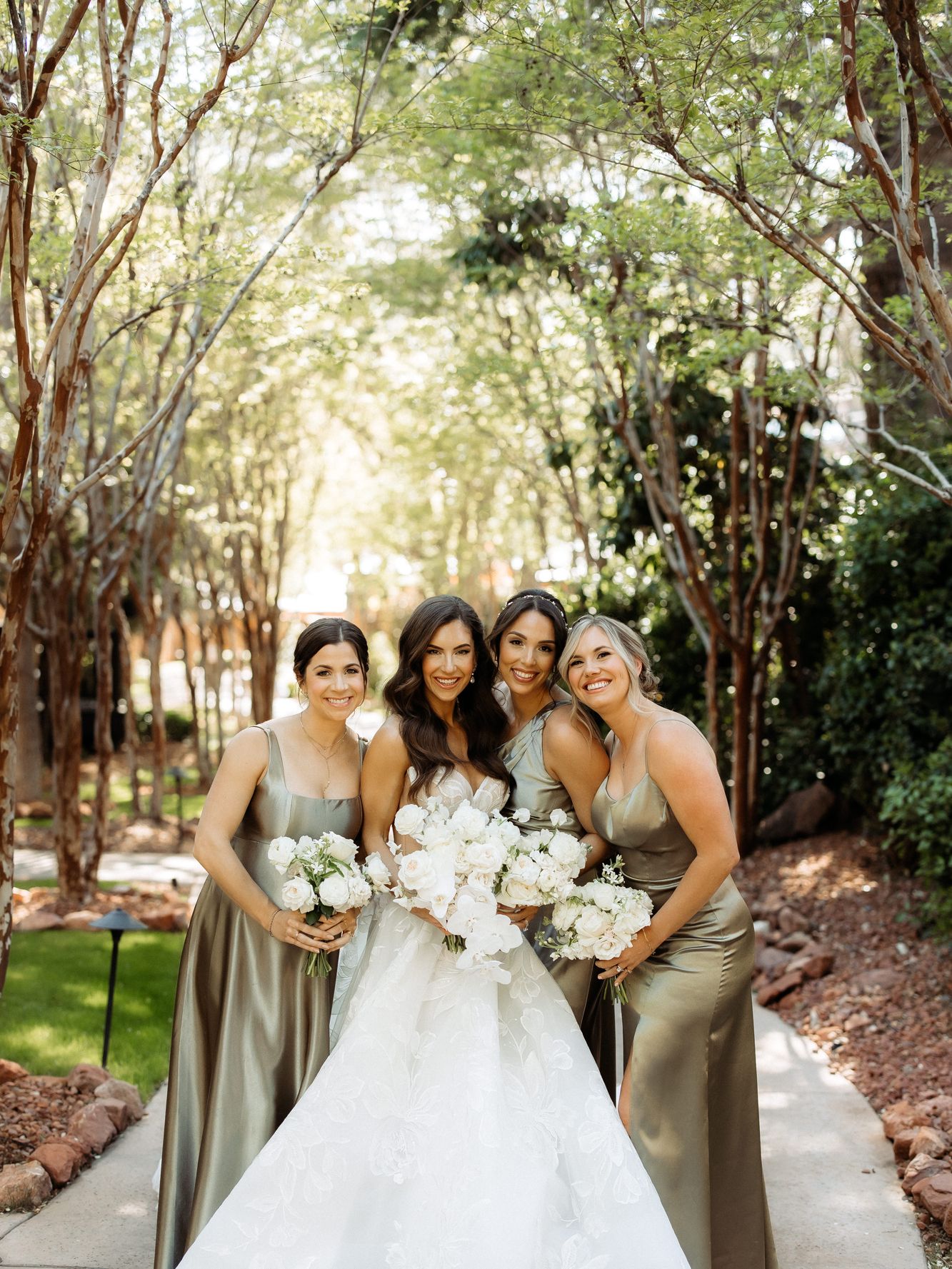 2025-06/Emily+Mike_0502.jpg