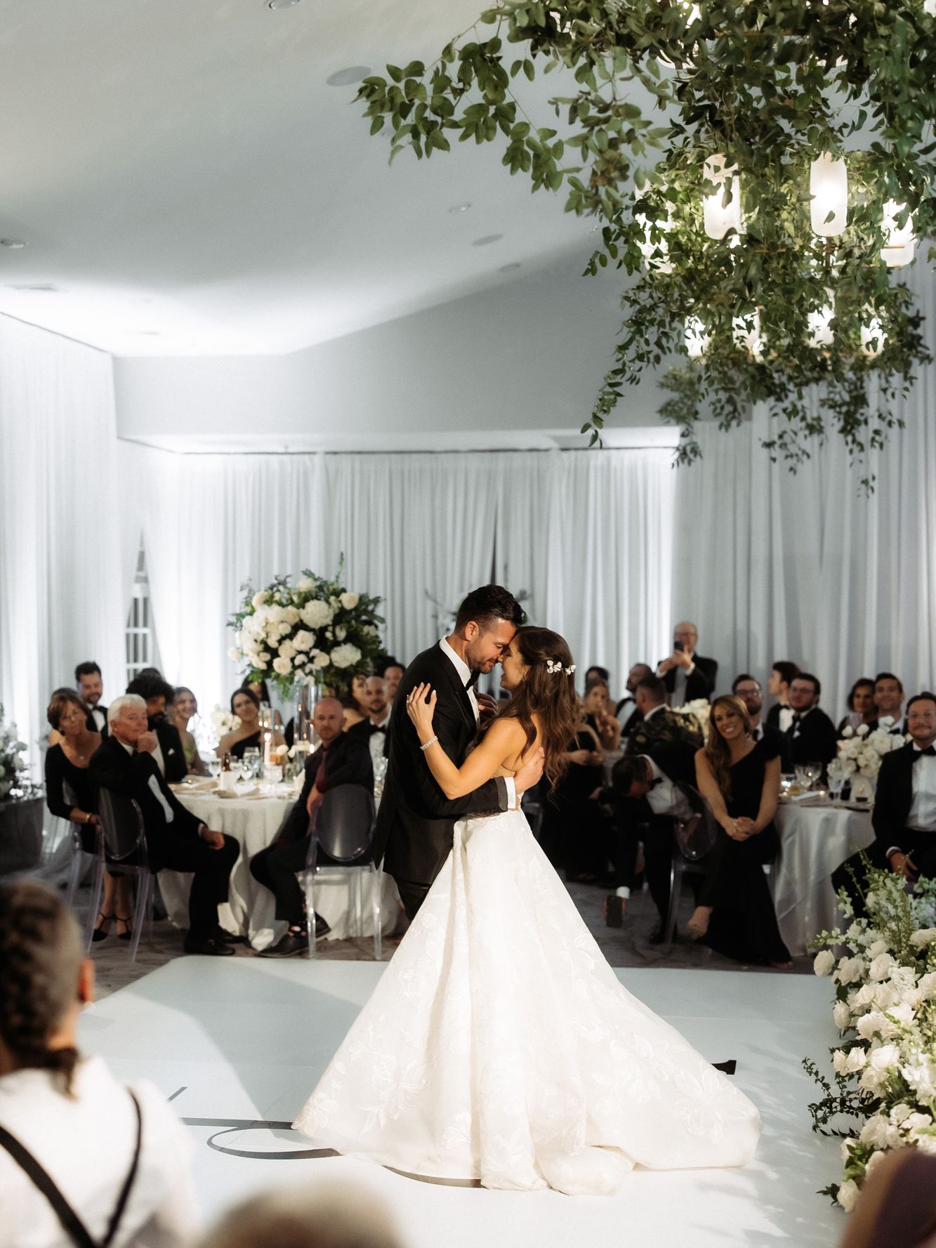 2025-06/Emily+Mike_1275.jpg