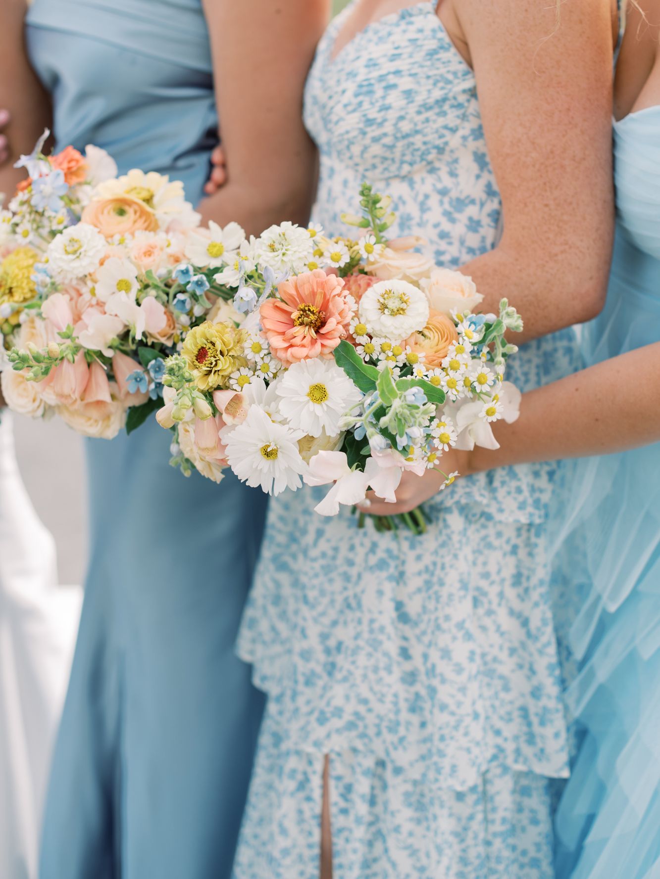 2025-09/WeddingParty-51.jpg