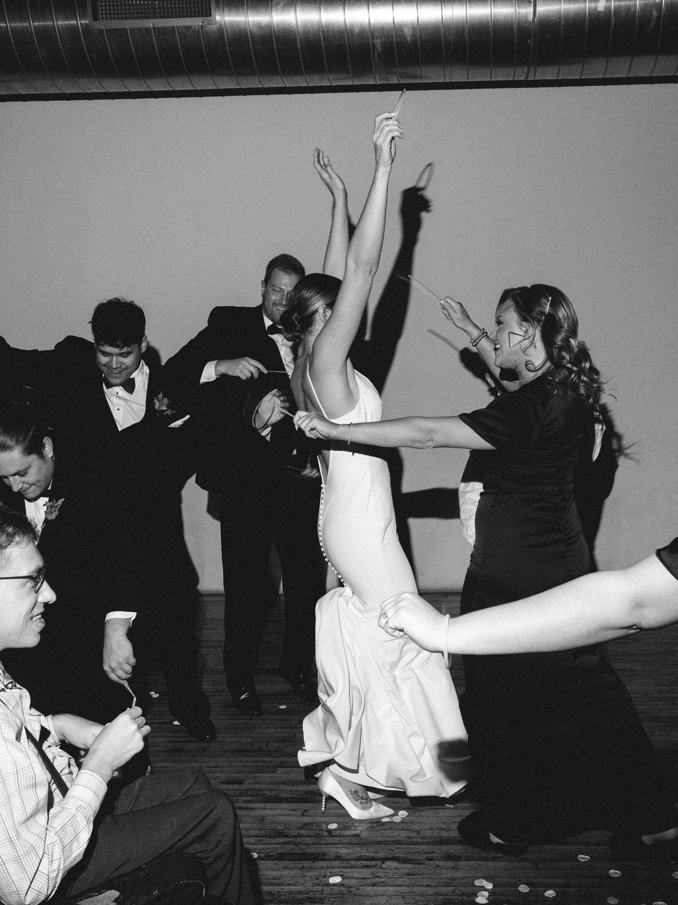 2025-09/2411-sara-guthrie-winsconsin-tinsmith-wedding-711.jpg