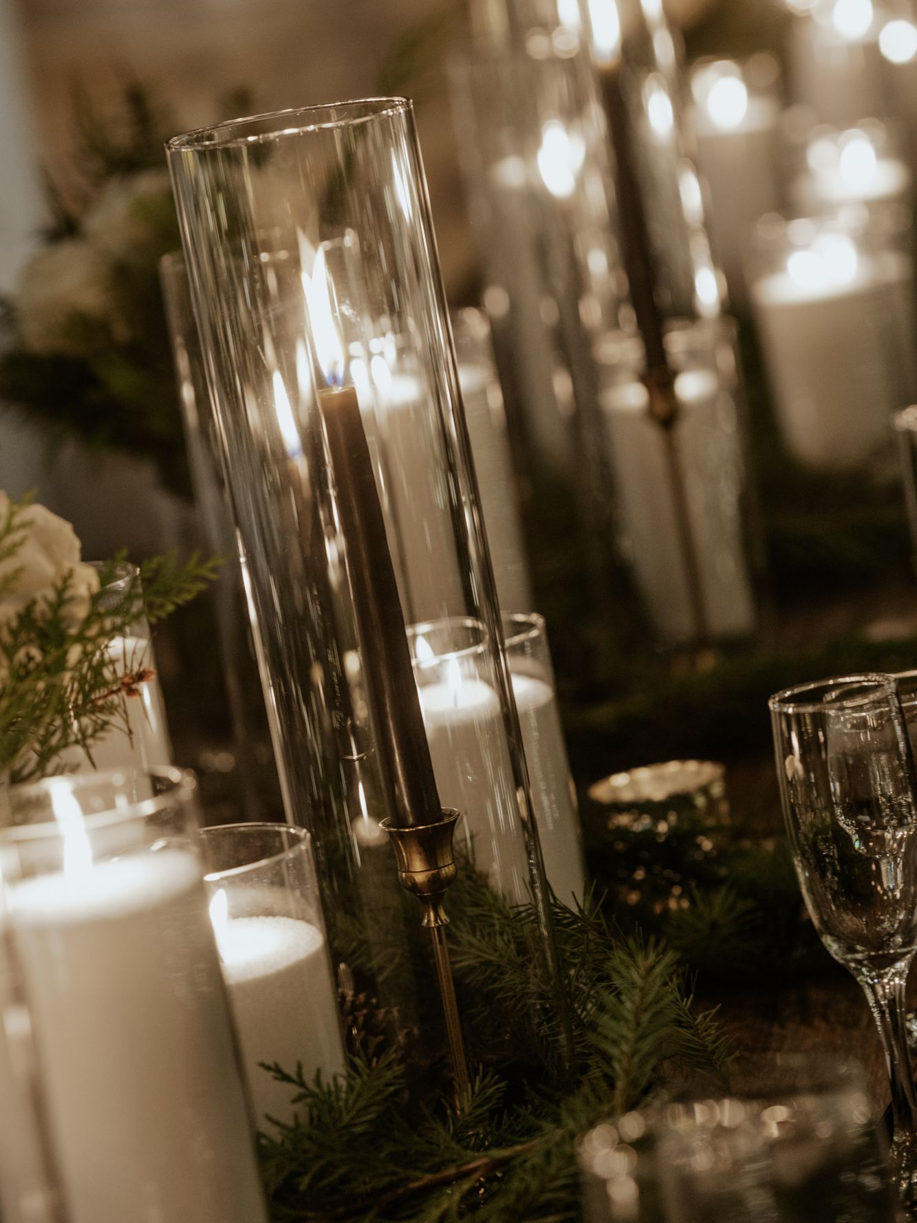 2025-10/TheBarnatBenningtonMagicalWinterWedding-TheTenopirs-TrinJensenPhotography-529.jpg