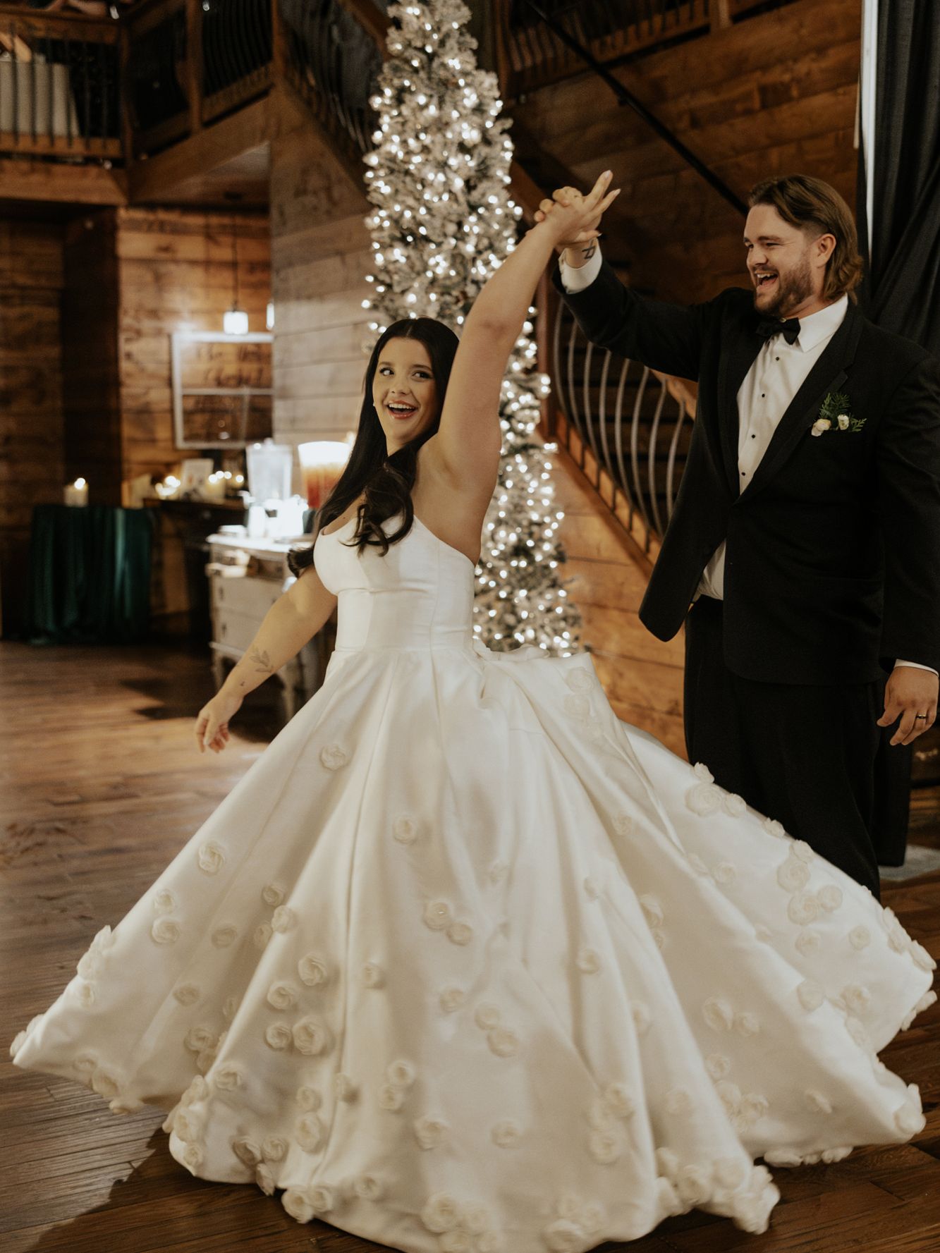 2025-10/TheBarnatBenningtonMagicalWinterWedding-TheTenopirs-TrinJensenPhotography-589.jpg