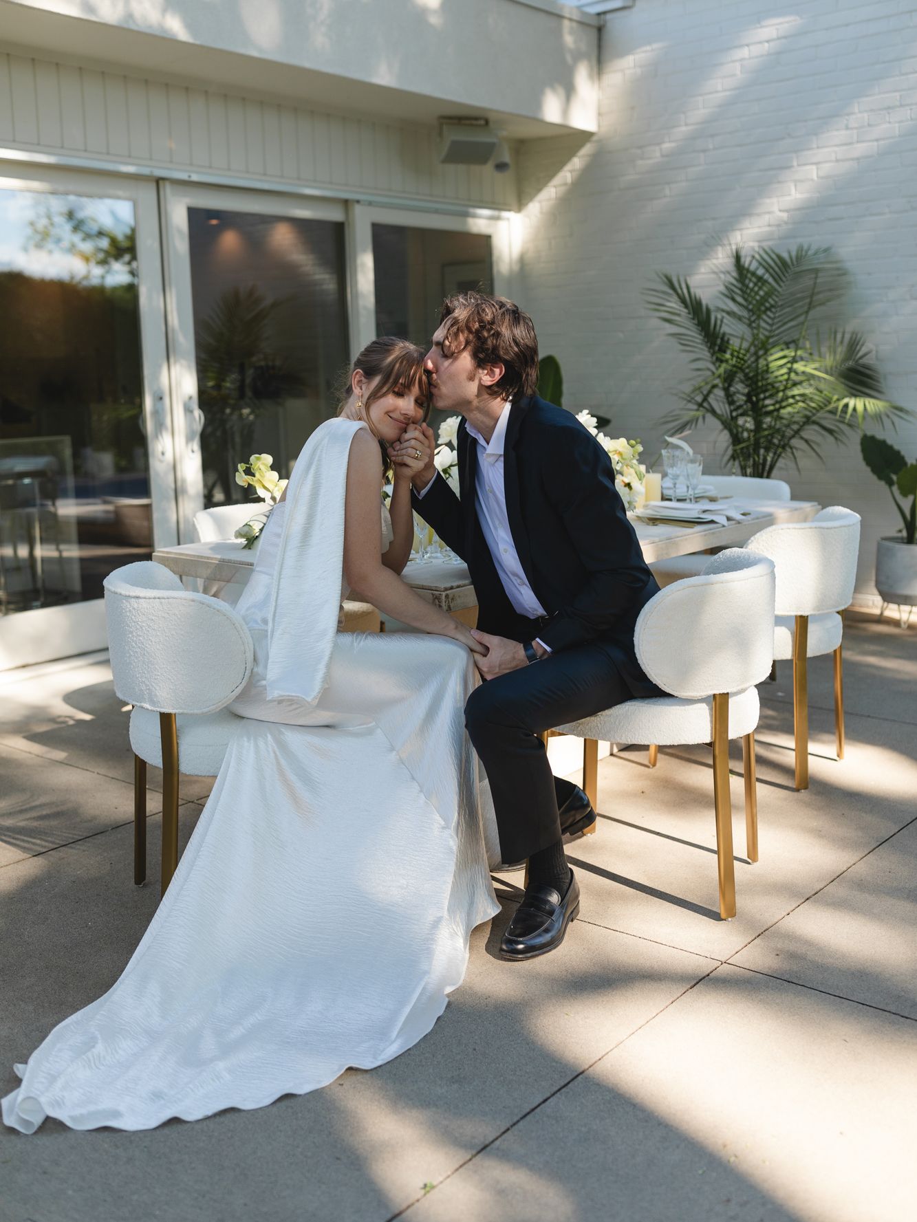 2025-11/IntimateEstateWeddingBridalEditorial--14.jpg