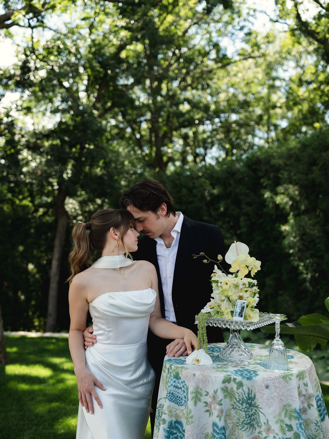 2025-11/PrivateEstateIntimateWeddingEditorial18423.jpg