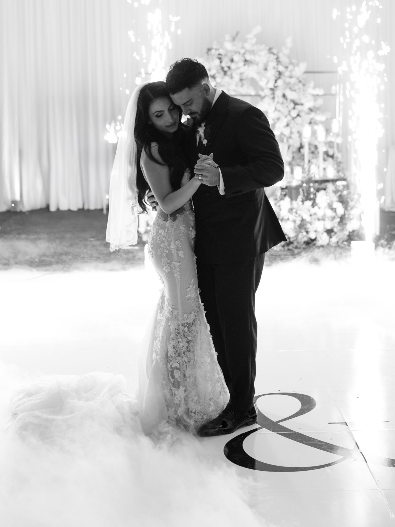 2025-11/Luxury-Editorial-Assyrian-Wedding-Arizona-Cacie-Carroll-Photography-1419.jpg
