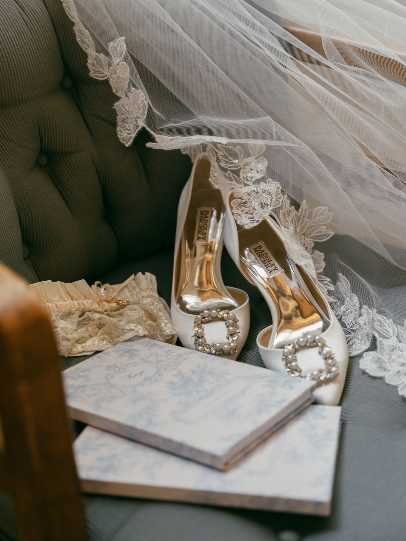 2026-02/vintage-milwaukee-wedding652_1.jpg