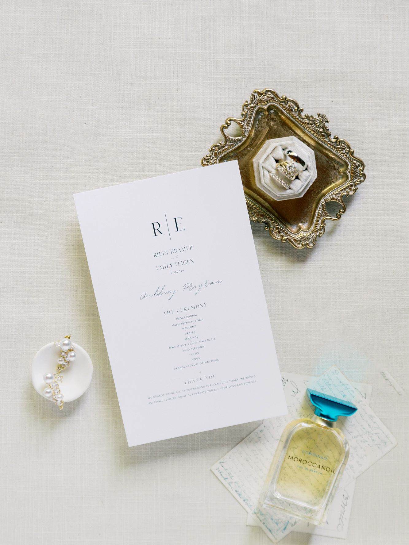 2026-03/LivByGrace-Minnesota-Wedding-Photographer-Emily&Riley-Previews-3.jpg