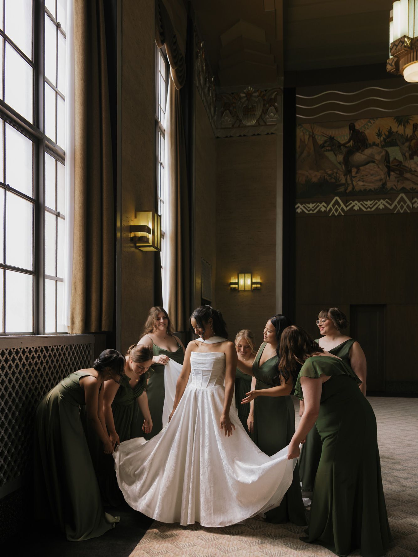 2026-04/JoslynCastle+DurhamMuseumWedding-TrinJensenPhotography-OmahaPhotographer-59.jpg