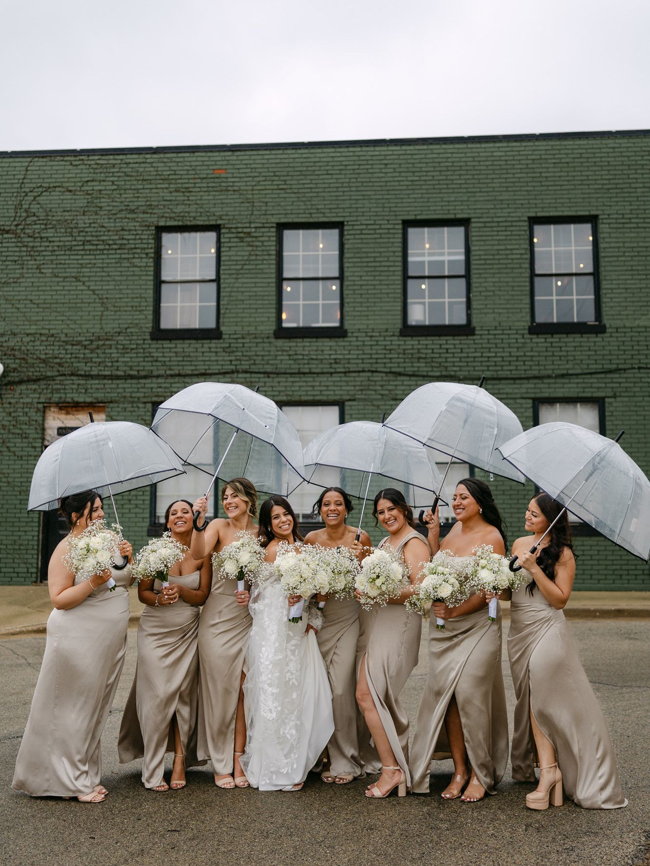 2026-04/bridalparty-60_0.jpg