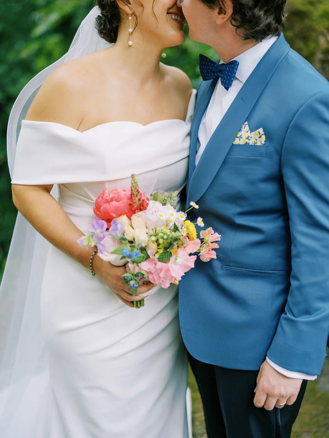 2026-04/018_Admirals+House+outdoor+Seattle+wedding+with+Valley+and+Co+colorful+Italian+style.jpg.jpg