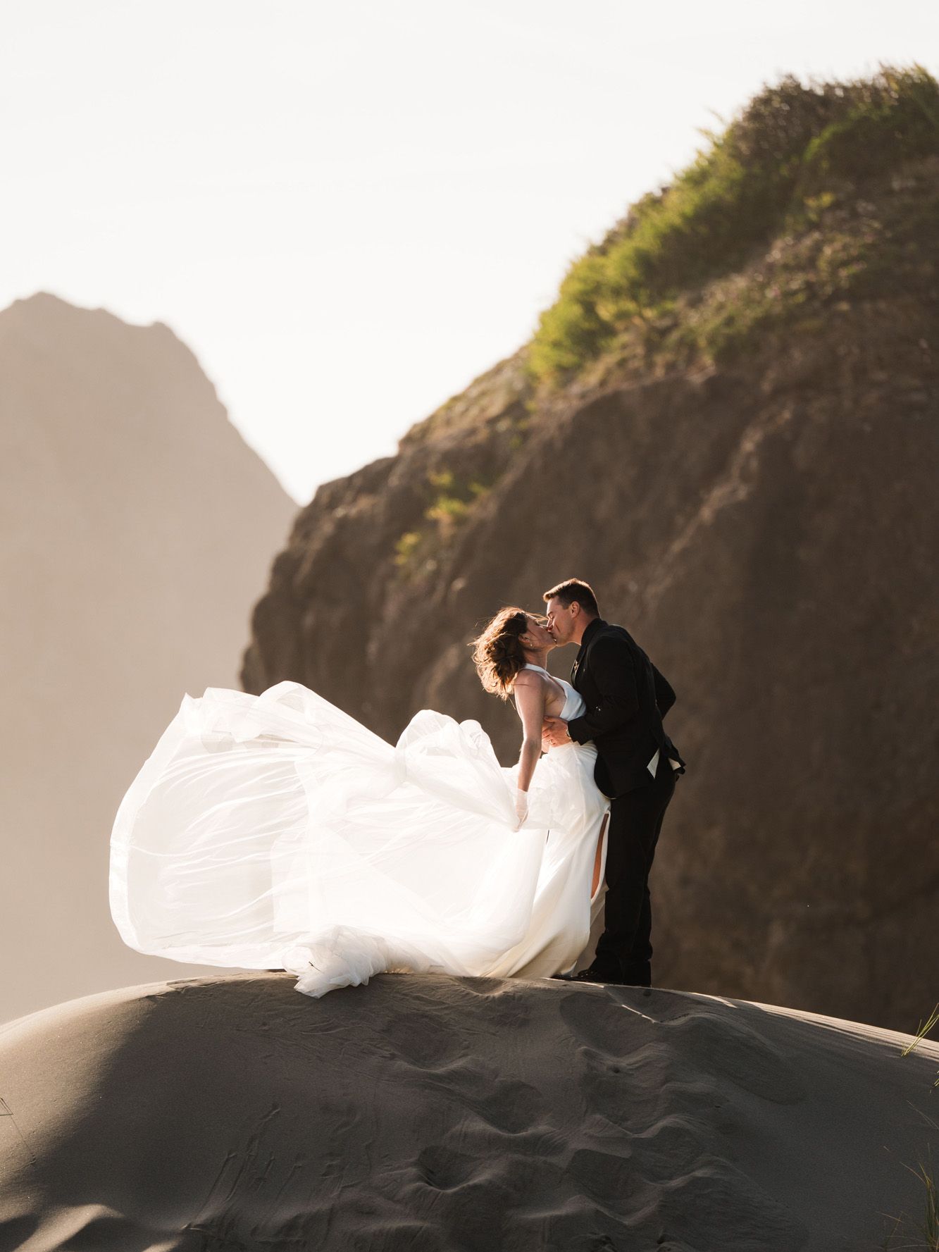 2026-05/Olivia-Bryan-Oregon-Coast-Elopement-317_1.jpg