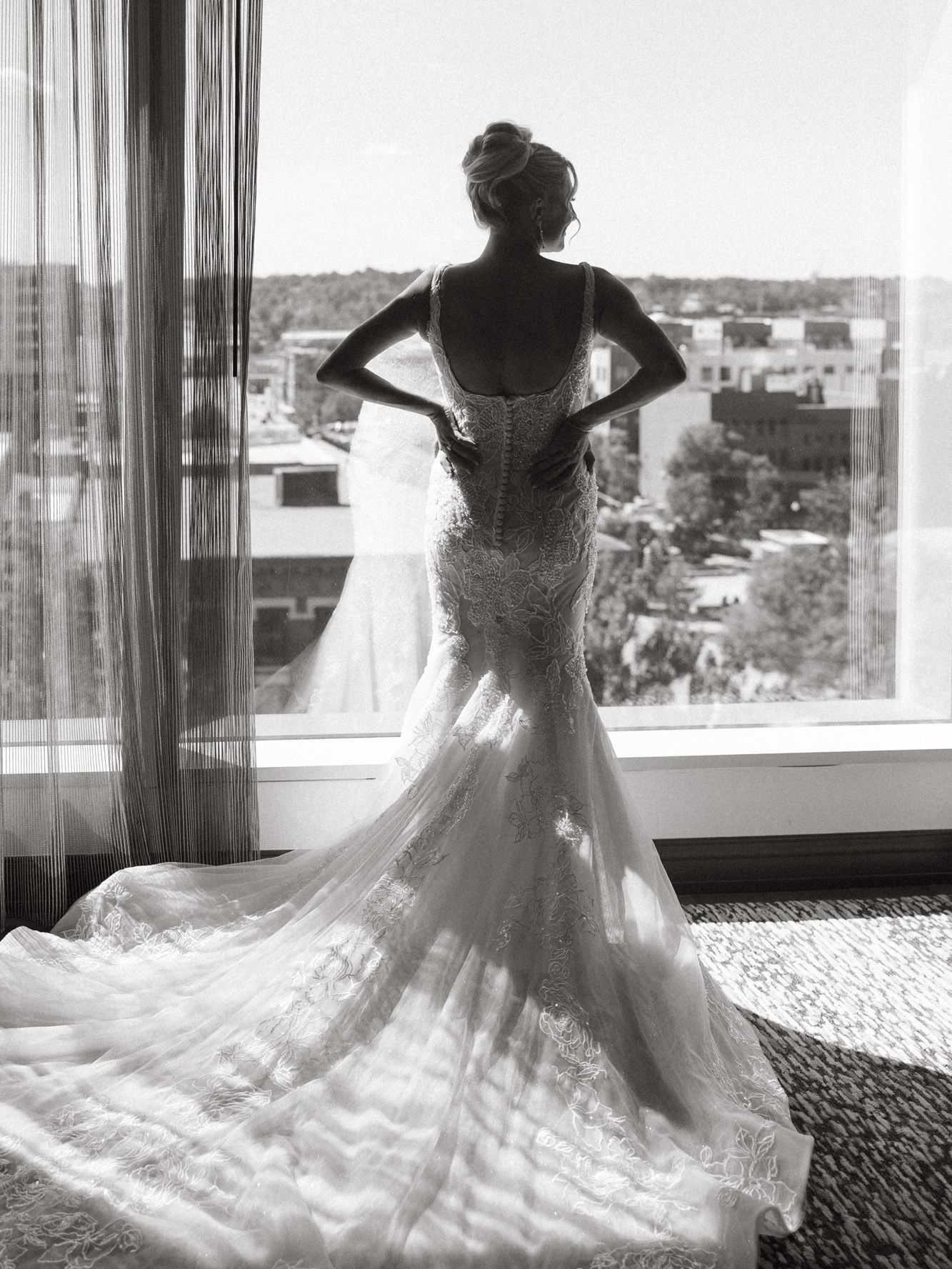 2026-07/TheKlamms-HappyHollowWeddingPhootgraphy-OmahaPhotographer-46.jpg