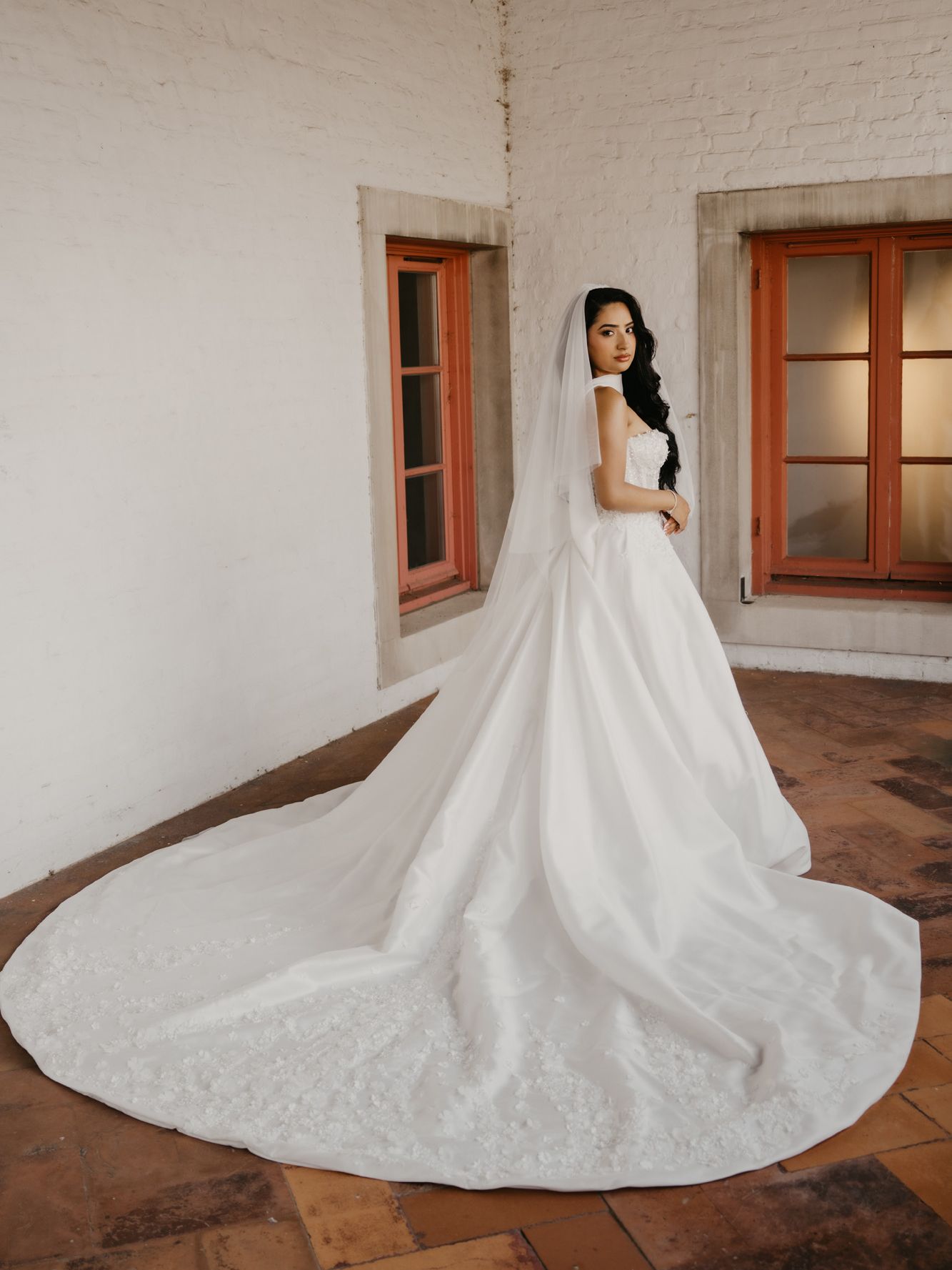 2026-07/TheGaleWedding-25.jpg