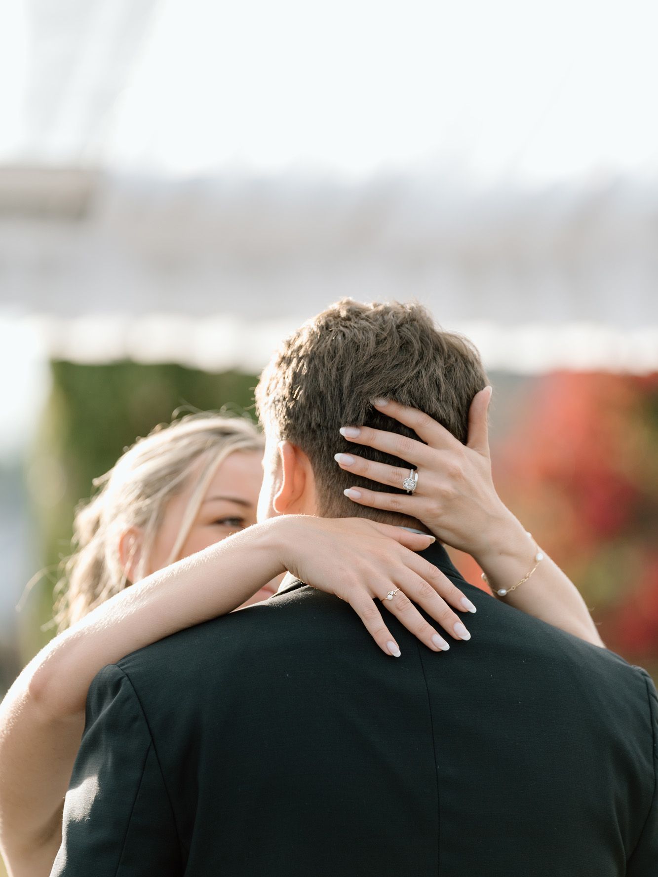 2026-08/EMILY B. PHOTO CO. -- Oregon Wedding Photographer -- Lindsey + Scott -- Chateau De Harpe -- RECEPTION-55.jpg