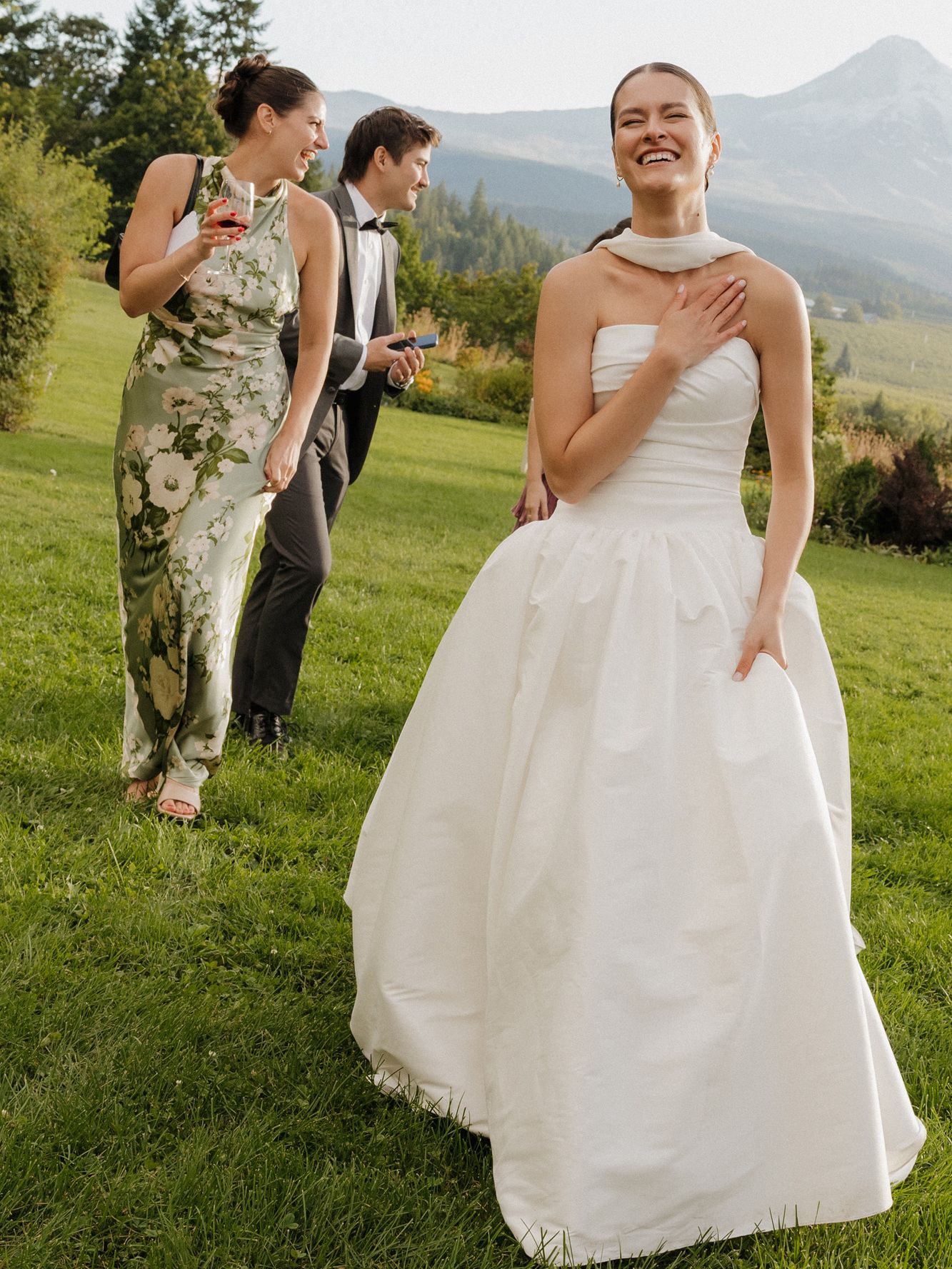 2026-08/oregon-wedding-photographer-75.jpg