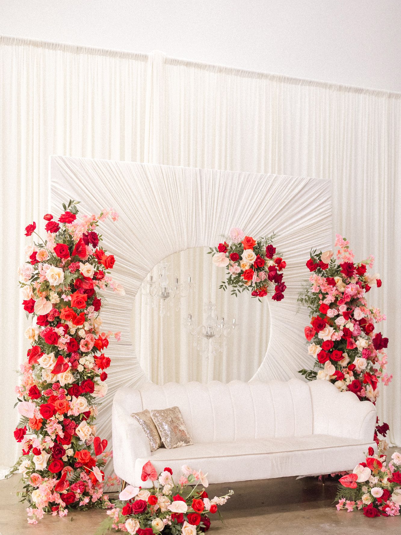 2026-09/cultural-weddings-alexandra-robyn-green-goddess-floral-348.jpg