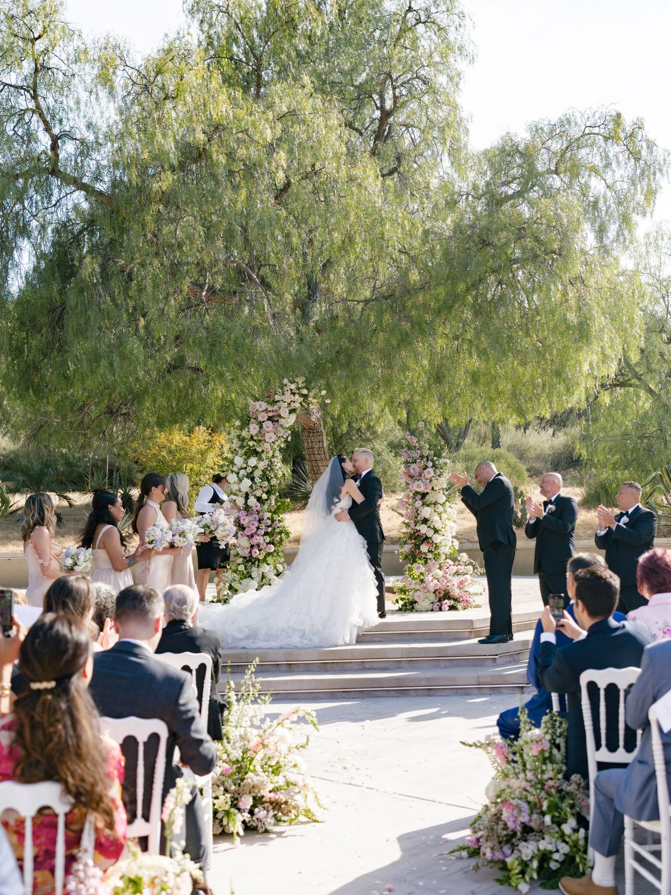 2026-09/ChantelSaffordPhotography-Susan&JordyWeddingDay-31.jpg