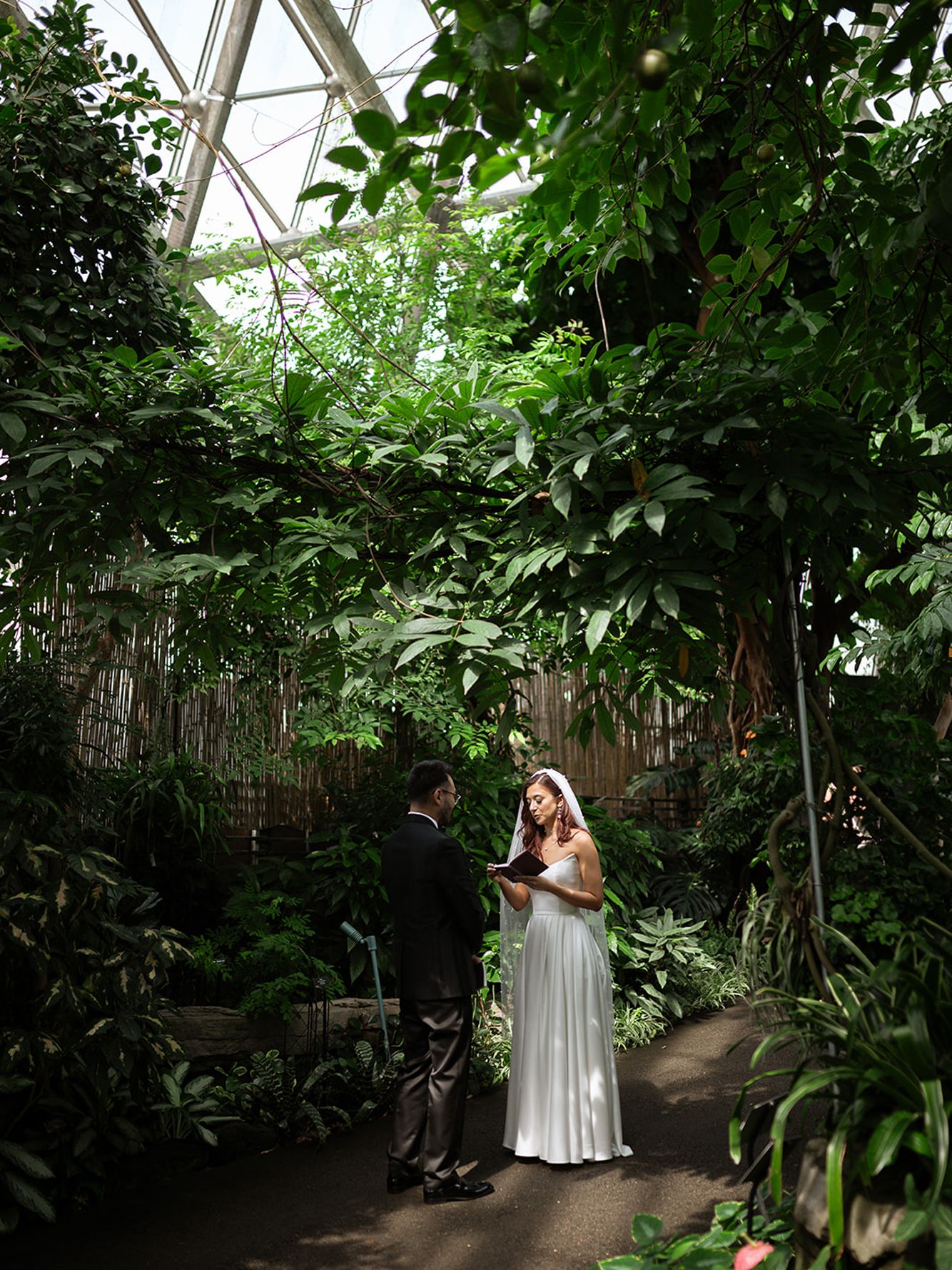 2025-07/VowsAndPortraits-50.jpg