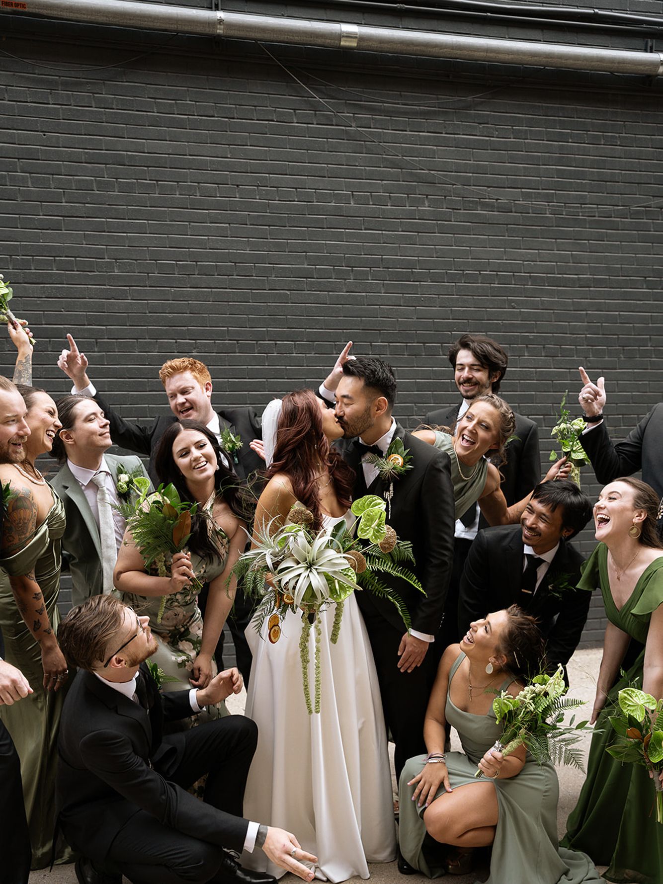 2025-07/WeddingParty-223.jpg