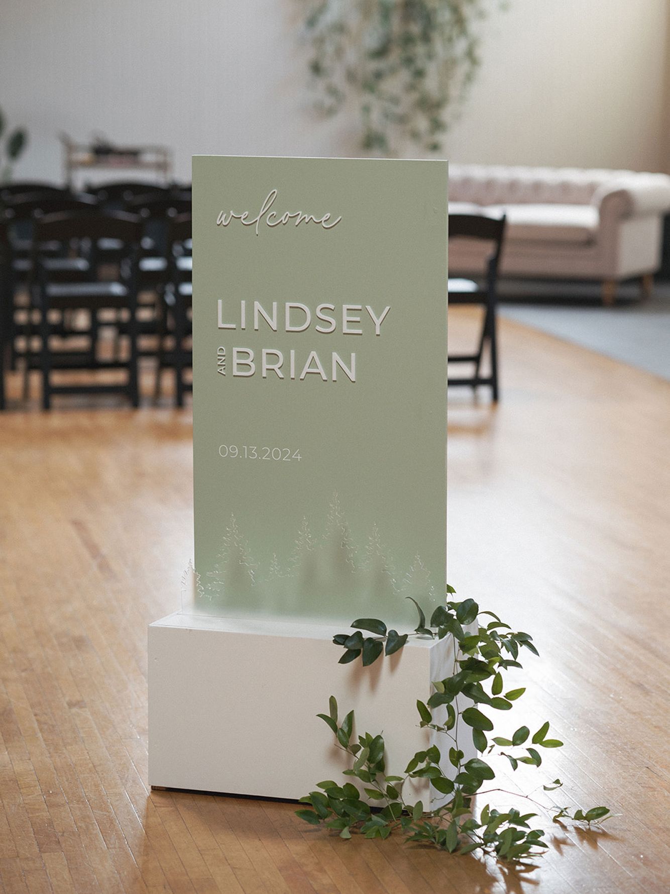 2025-09/OWD_FW25_RW_LindseyBrian2.jpg