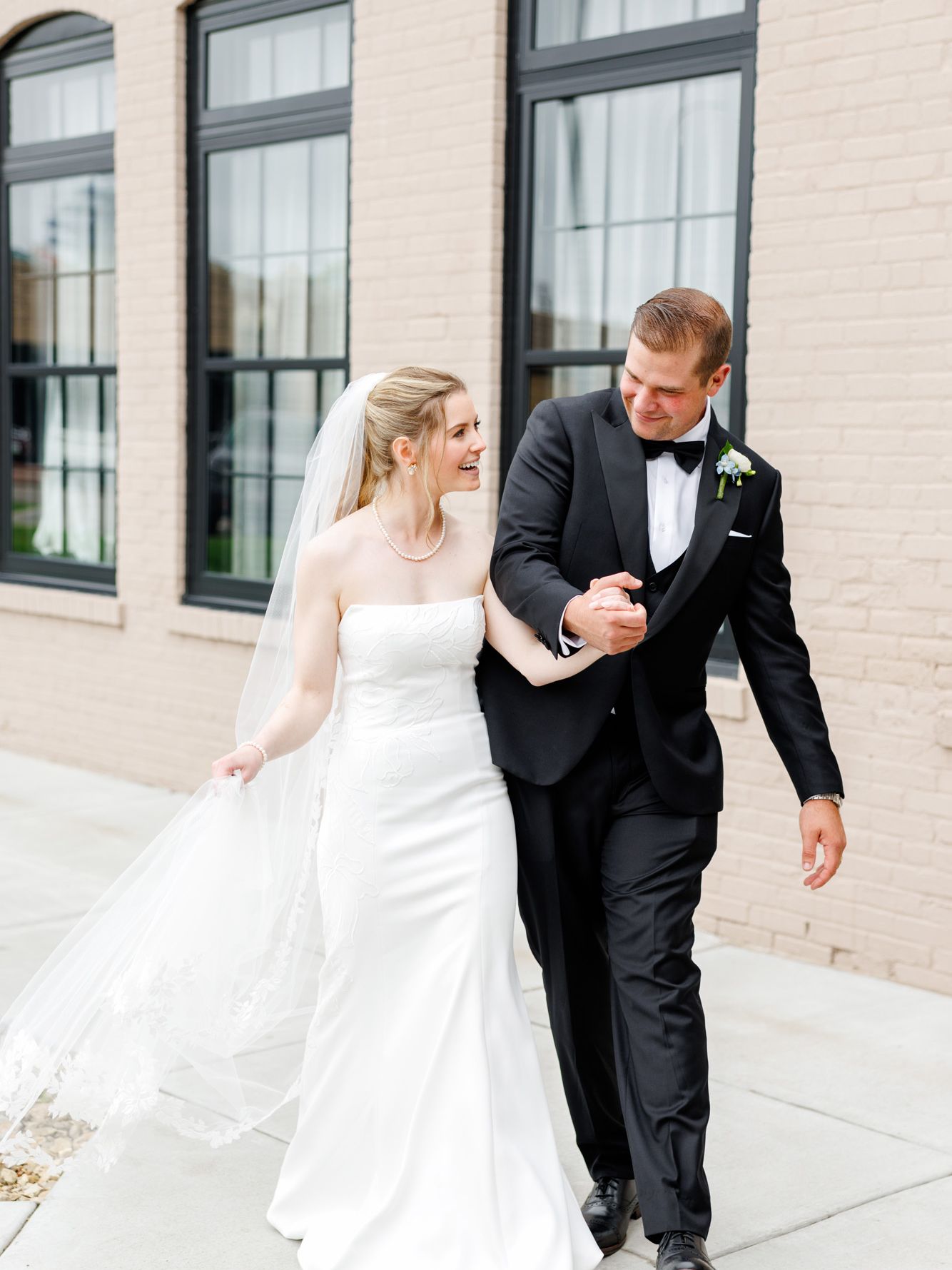 2026-05/Bride+Groom-016.jpg
