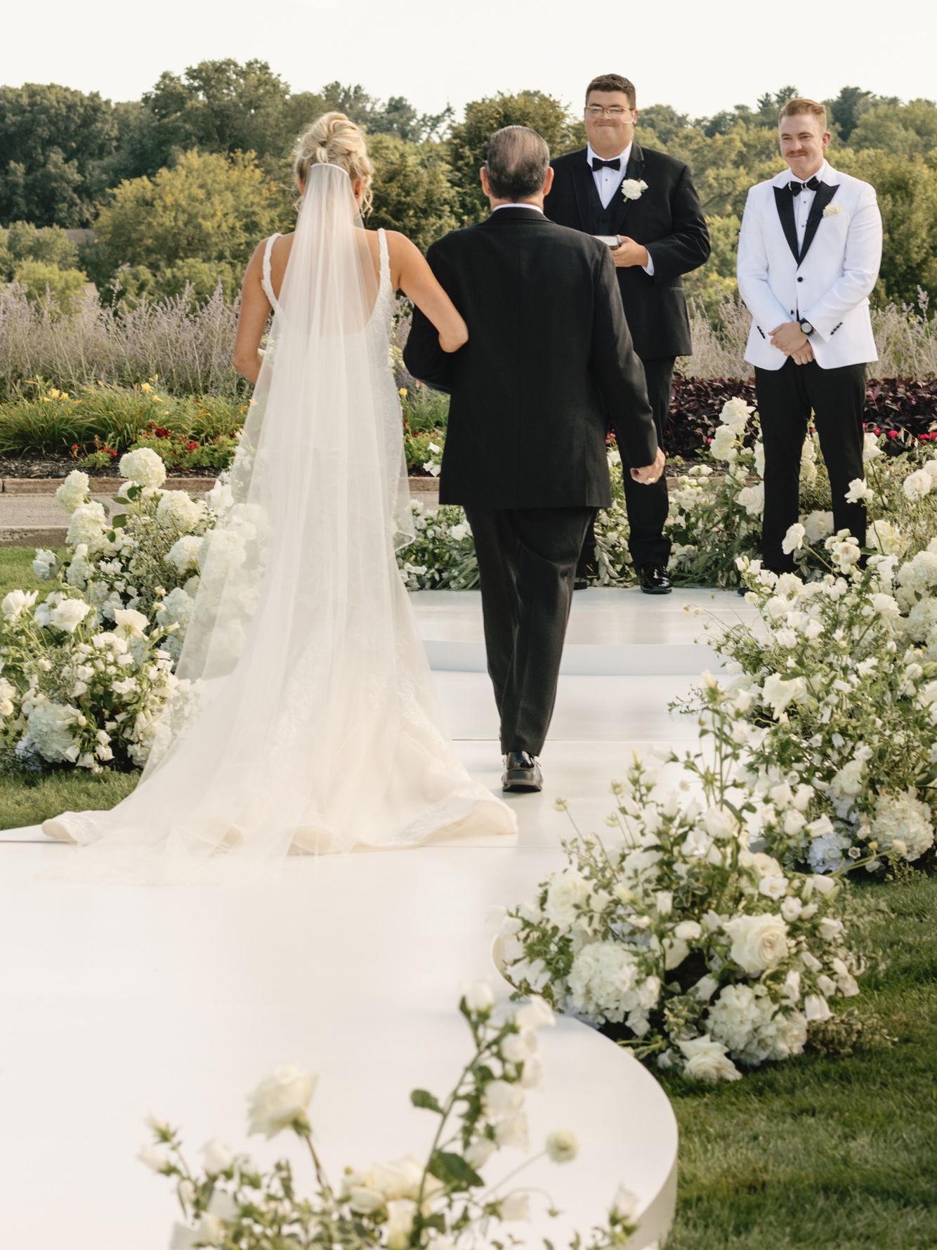 2026-07/TheKlamms-HappyHollowWeddingPhootgraphy-OmahaPhotographer-424.jpg