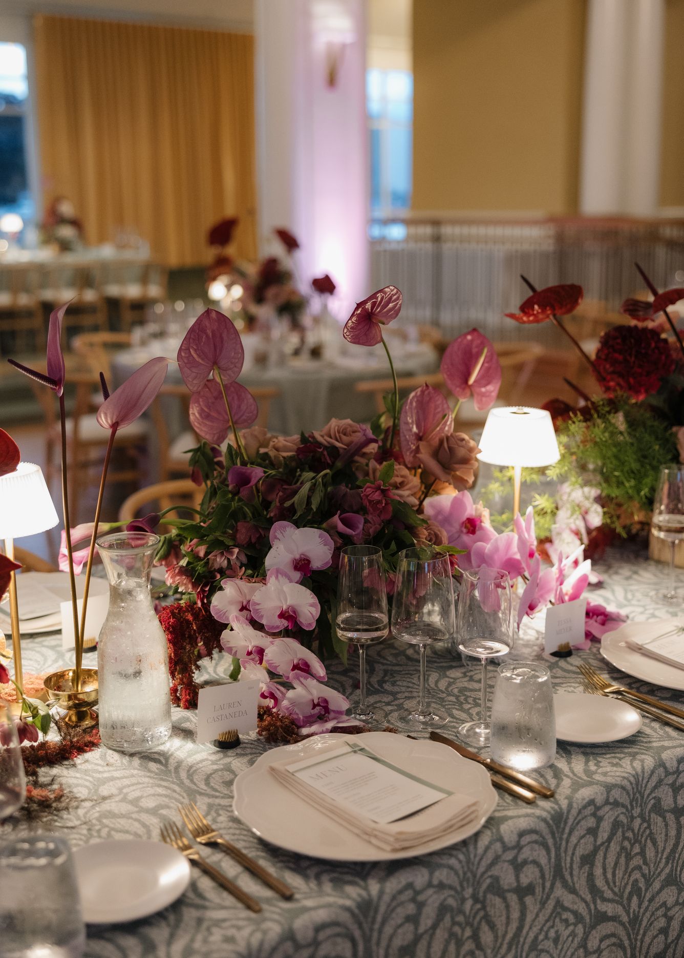 2025-09/Luxury-Wedding-Planner-Q-Jancola-191313.jpeg