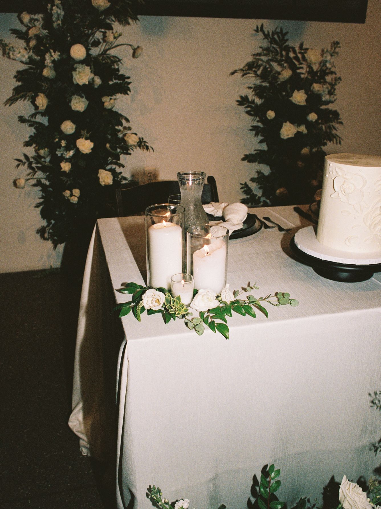 2025-09/2411-sara-guthrie-winsconsin-tinsmith-wedding-557.jpg