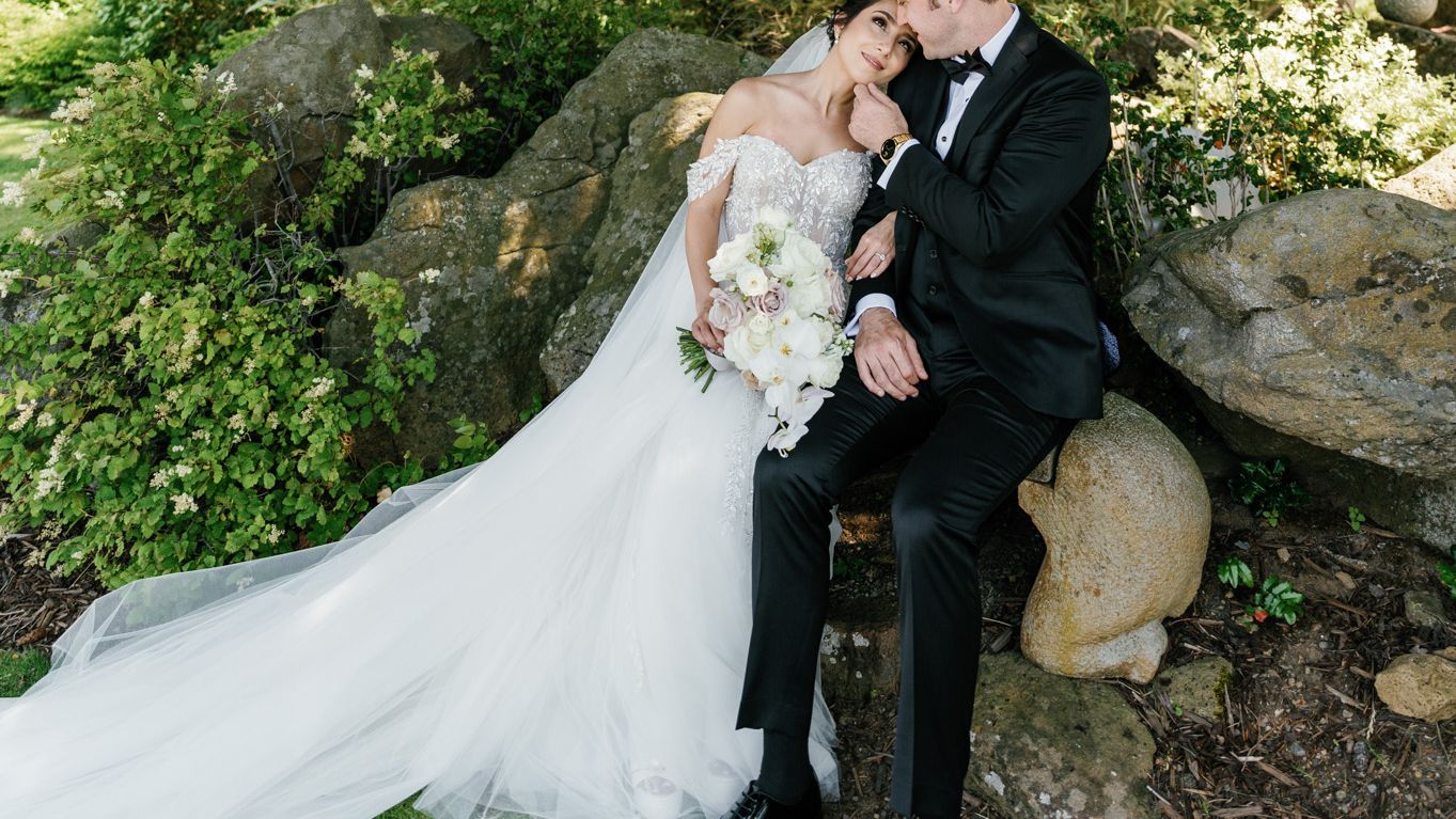 2024-01/Portland Wedding Photographer-8.jpg