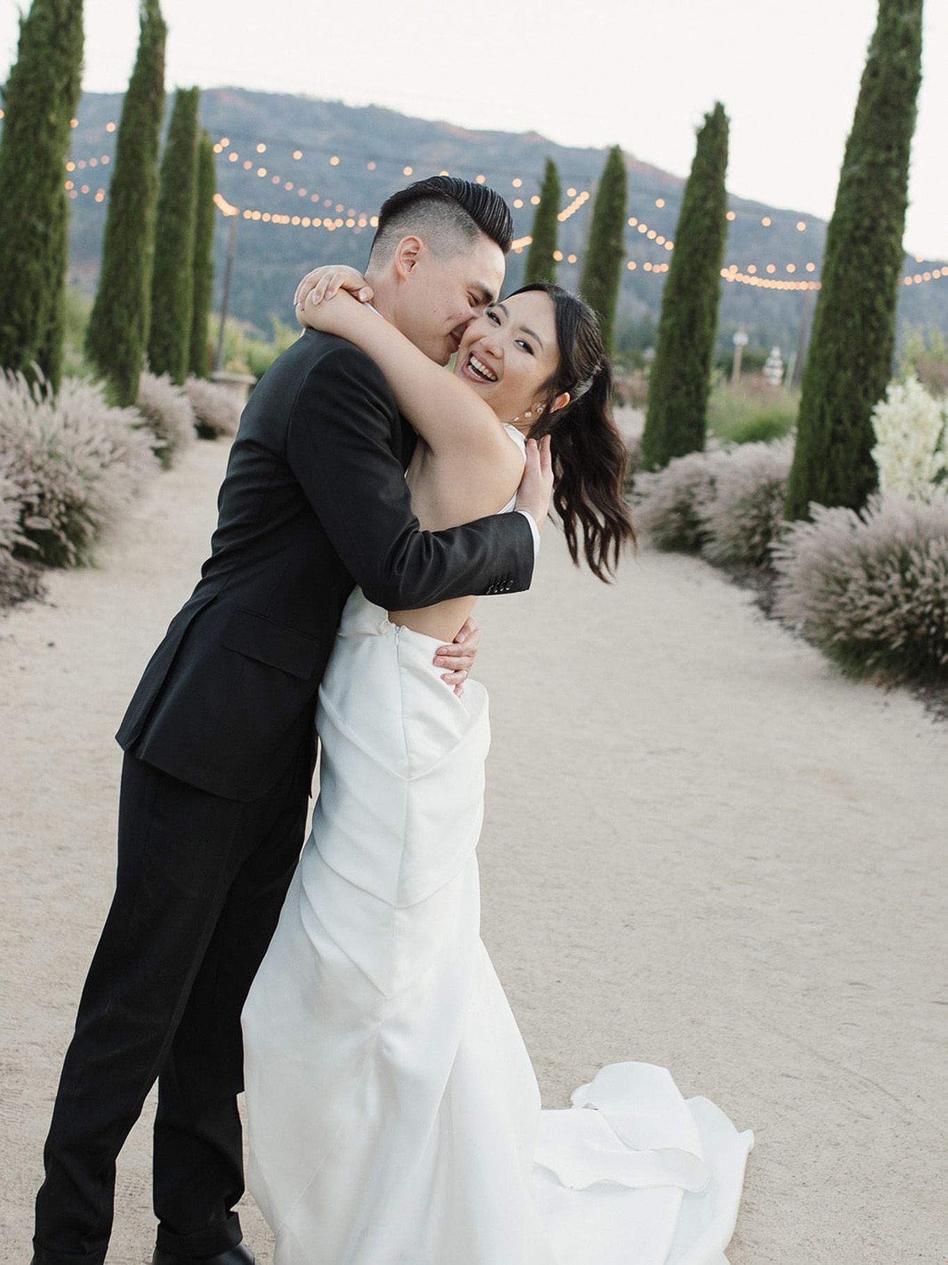 2024-06/S&D-40_couple portrait.jpg