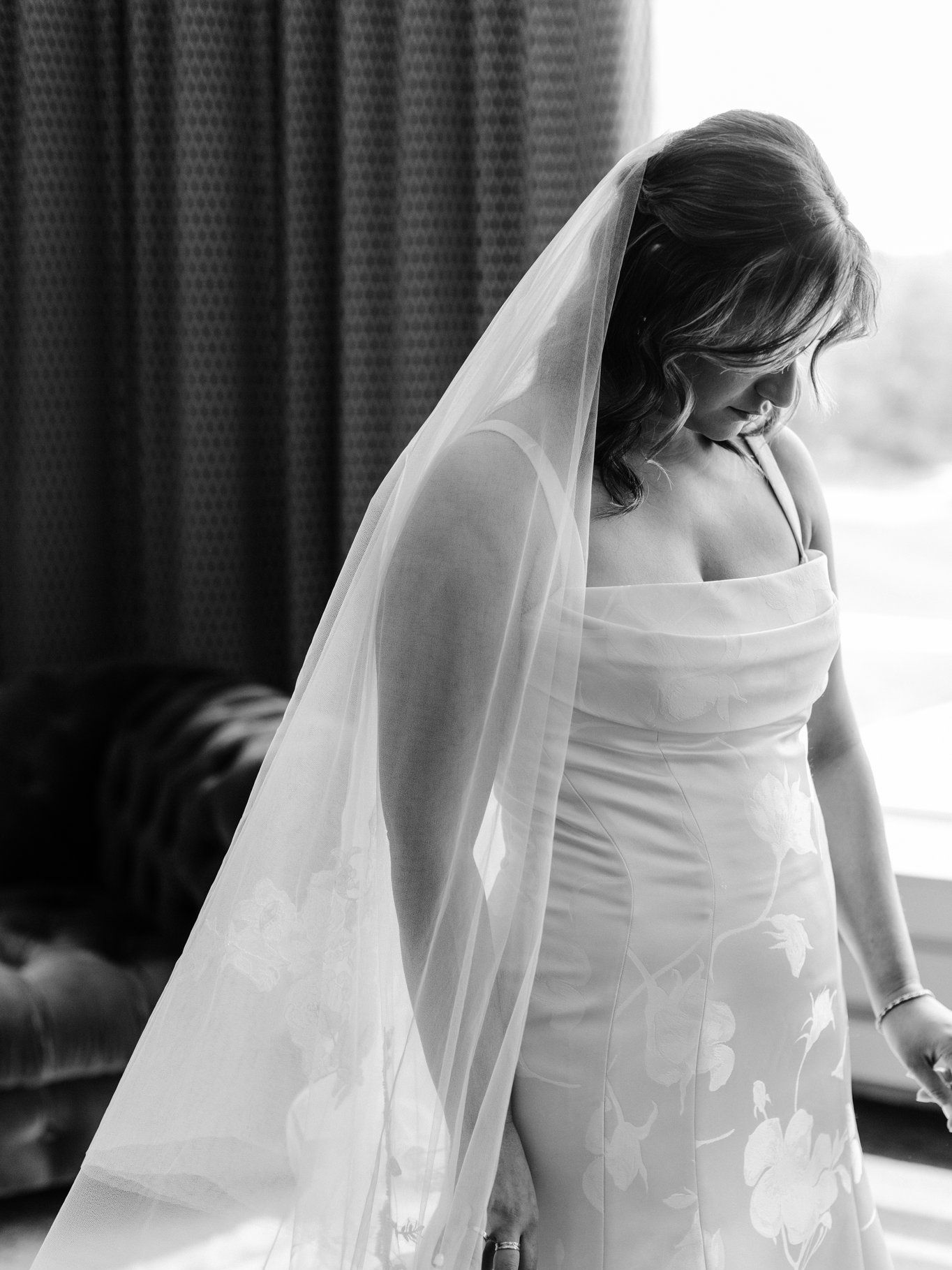 2026-08/137- ©2025 Ashley Nicole Creative - Brooke & Noah - Happy Hollow - Getting Ready.jpg