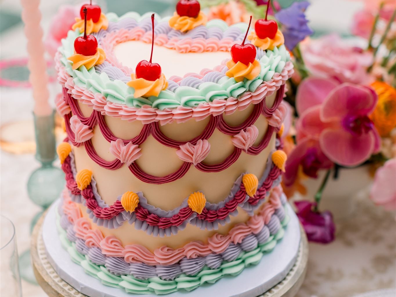 2024-05/vintage cake.jpeg