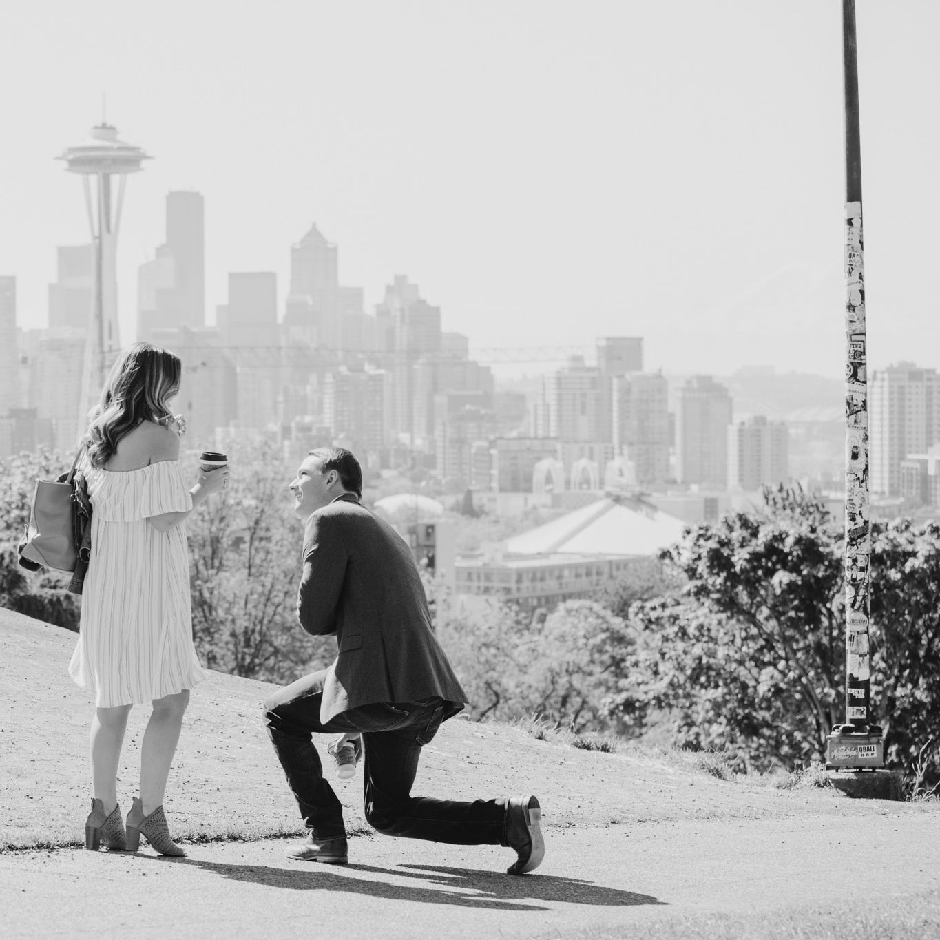 field/seattlebridemag_com_239elwb01_blackmesh_com/2021/image/kerry-park-propsal-photo-6001.jpg