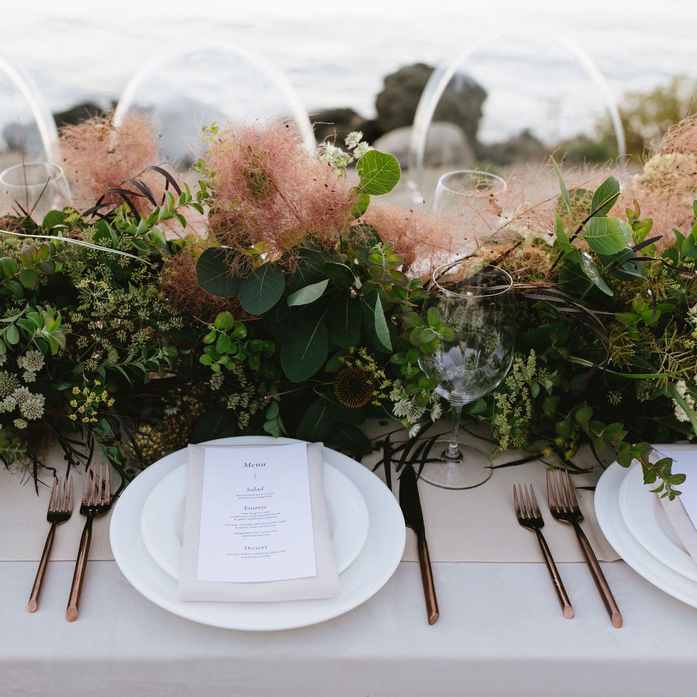 field/seattlebridemag_com_239elwb01_blackmesh_com/2021/image/JulietLouGG-117.jpg