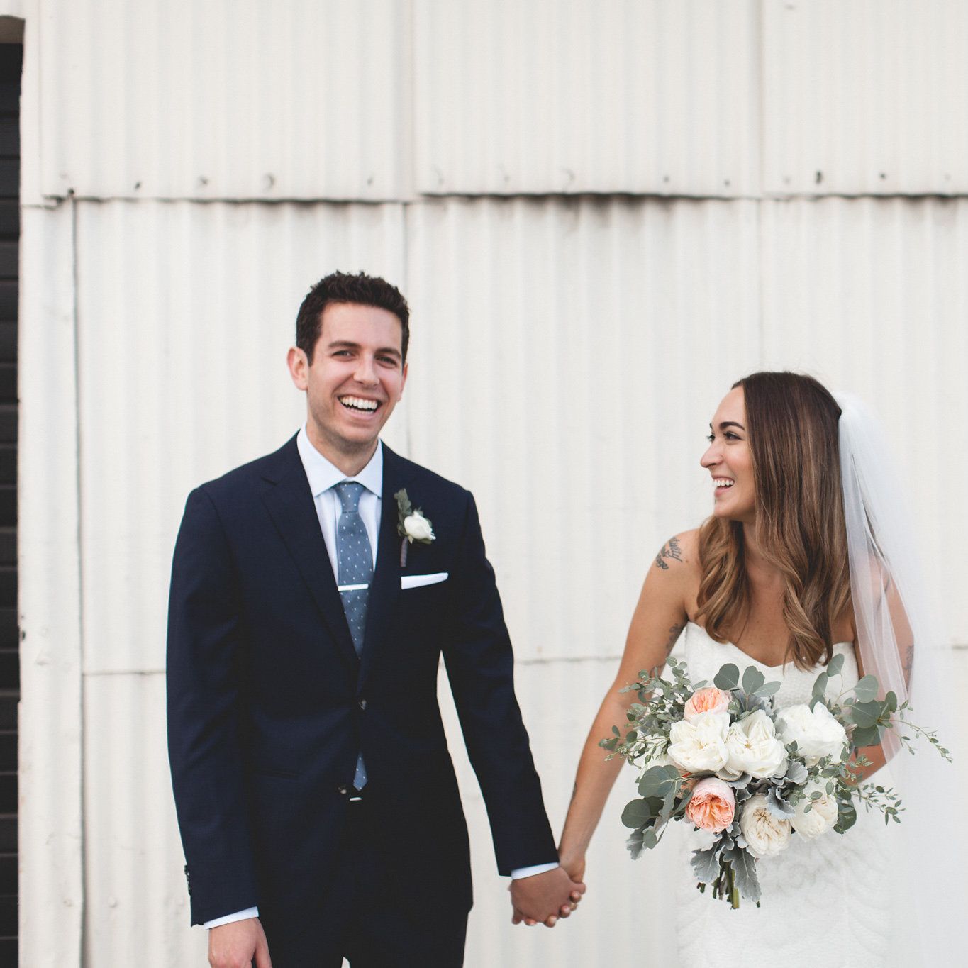 field/seattlebridemag_com_239elwb01_blackmesh_com/2018/image/MadisonandTravis_0.jpg