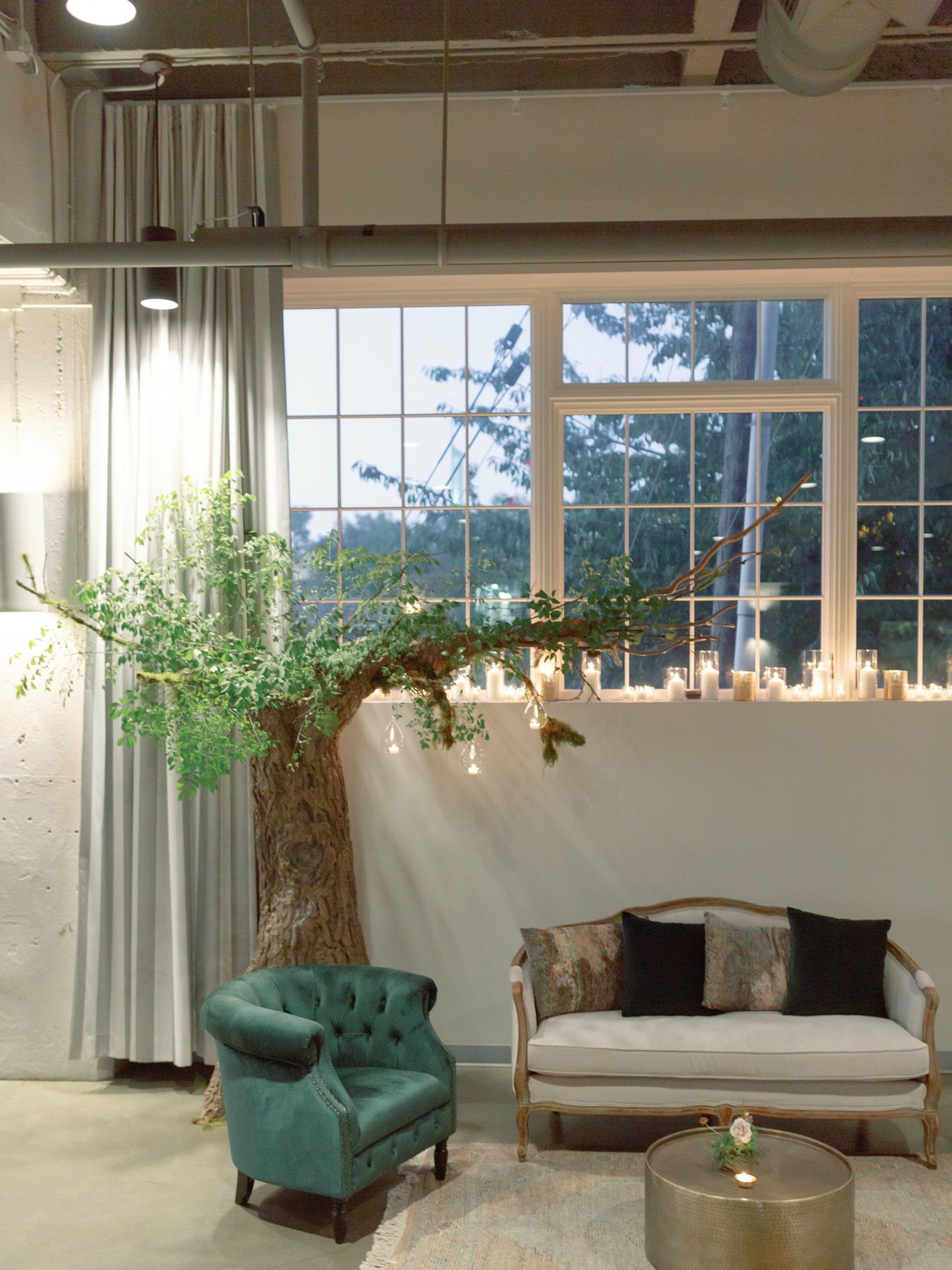 2023-08/eastside-exchange-ballroom-wedding-portland-oregon-521_0.jpg