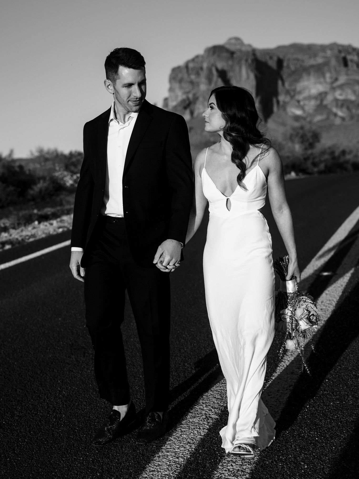 2023-09/KellyBirchPhotographySarahandEricVowExchange-431.jpg