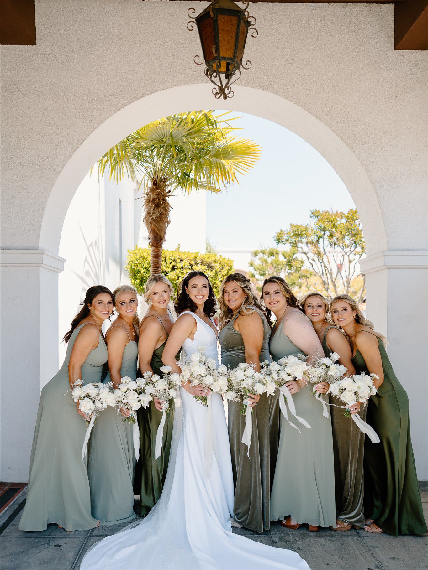 2023-10/Wombles_Nella-Terra-Wedding_Hannah-Berglund-Photography_Wedding Party Photos-54.jpg
