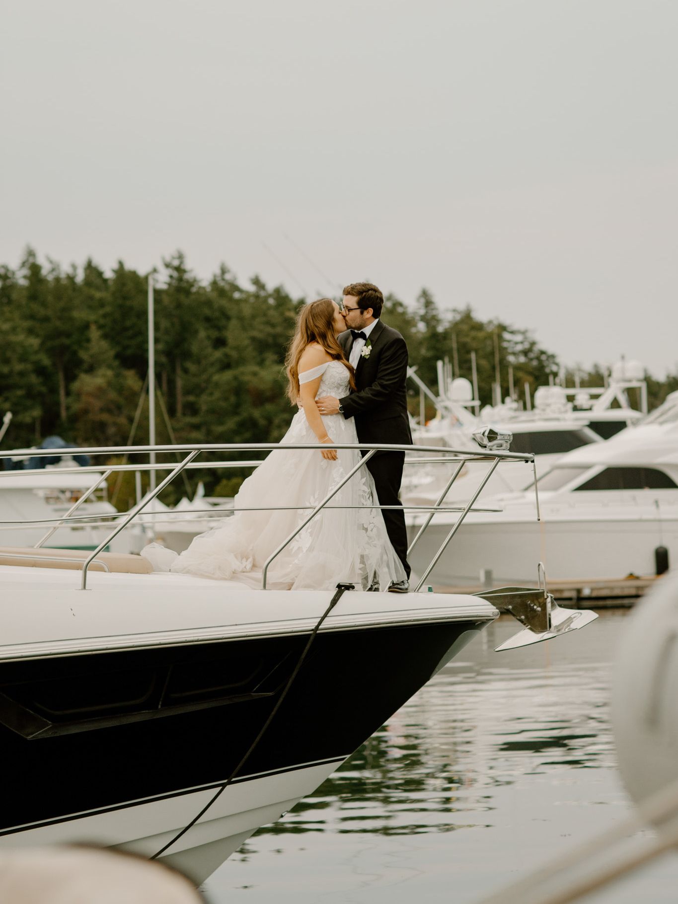 2023-11/gina-paulson-jaclyn-bryce-roche-harbor-080523-1110.jpg