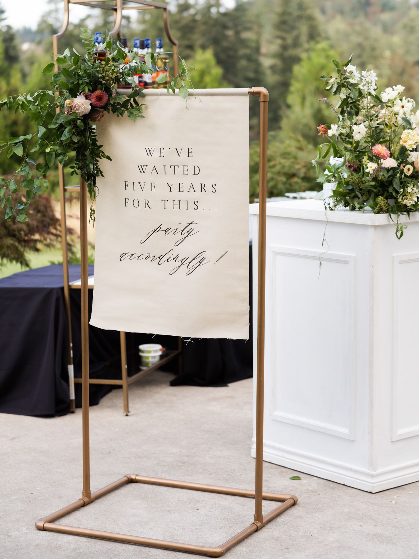 2023-11/Caitlin+Billy_8.27.22-469.jpg