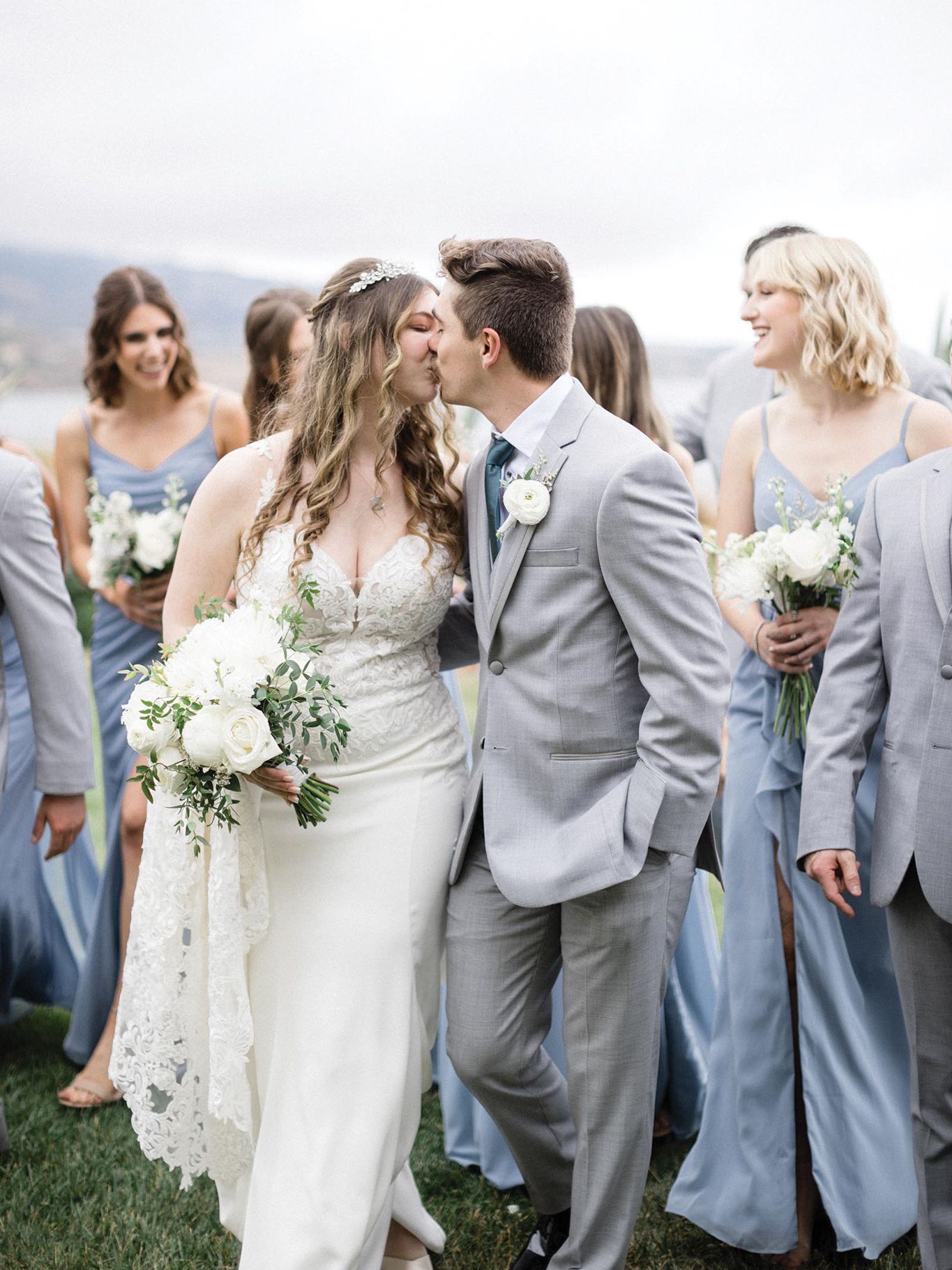 2023-12/lbmacofsky-wedding-545.jpg