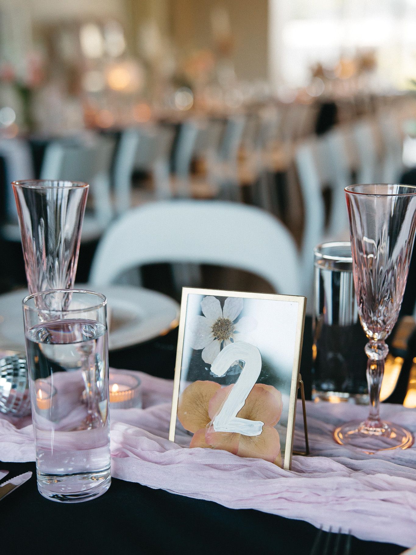 2024-01/pink_disco_oregon_wedding_mylaliphotos-360.jpg