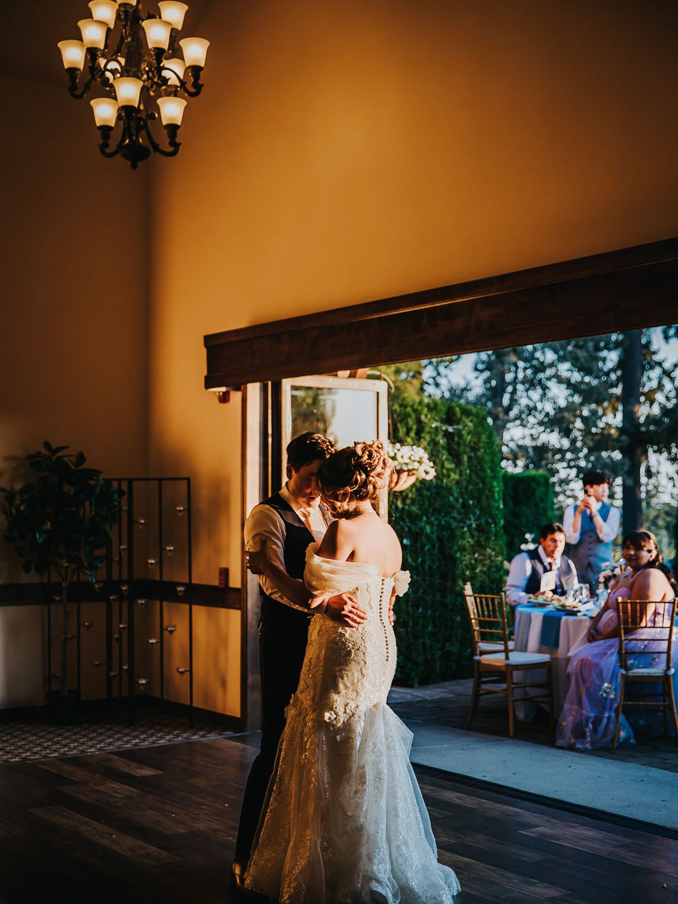 2024-01/Kim-Wedding-Sneak-Peek-2023-0057.jpg