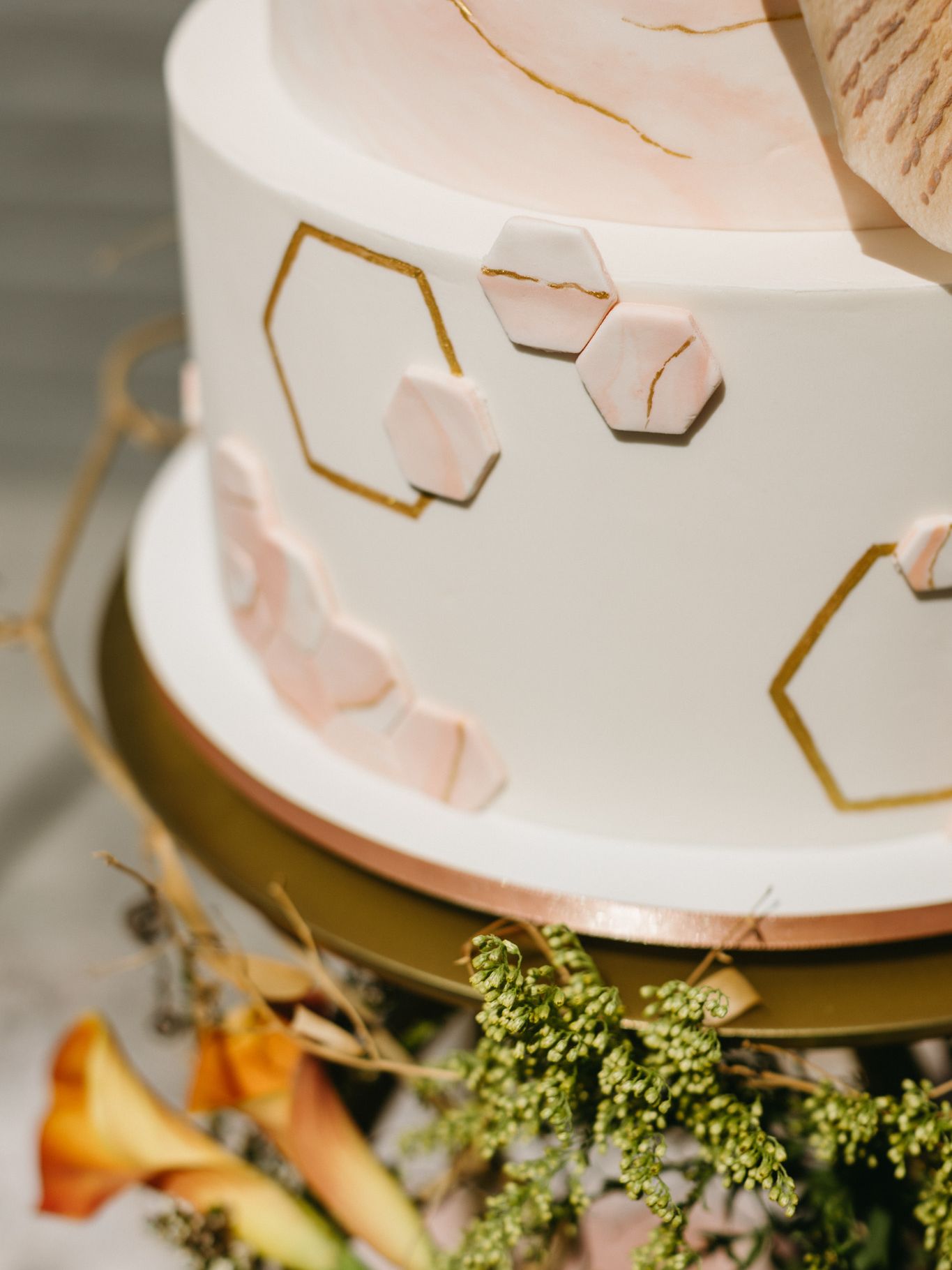 2024-01/Arizona Bride - Cake Editorial-1158-3.jpg