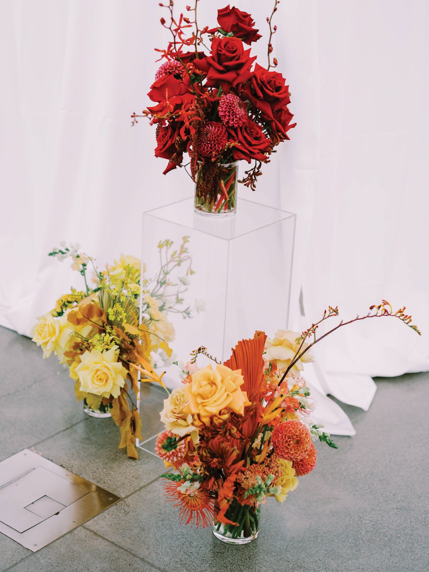 2024-01/chihuly-garden-and-glass-weddings-ashli-and-tiffany-details-01672.jpg