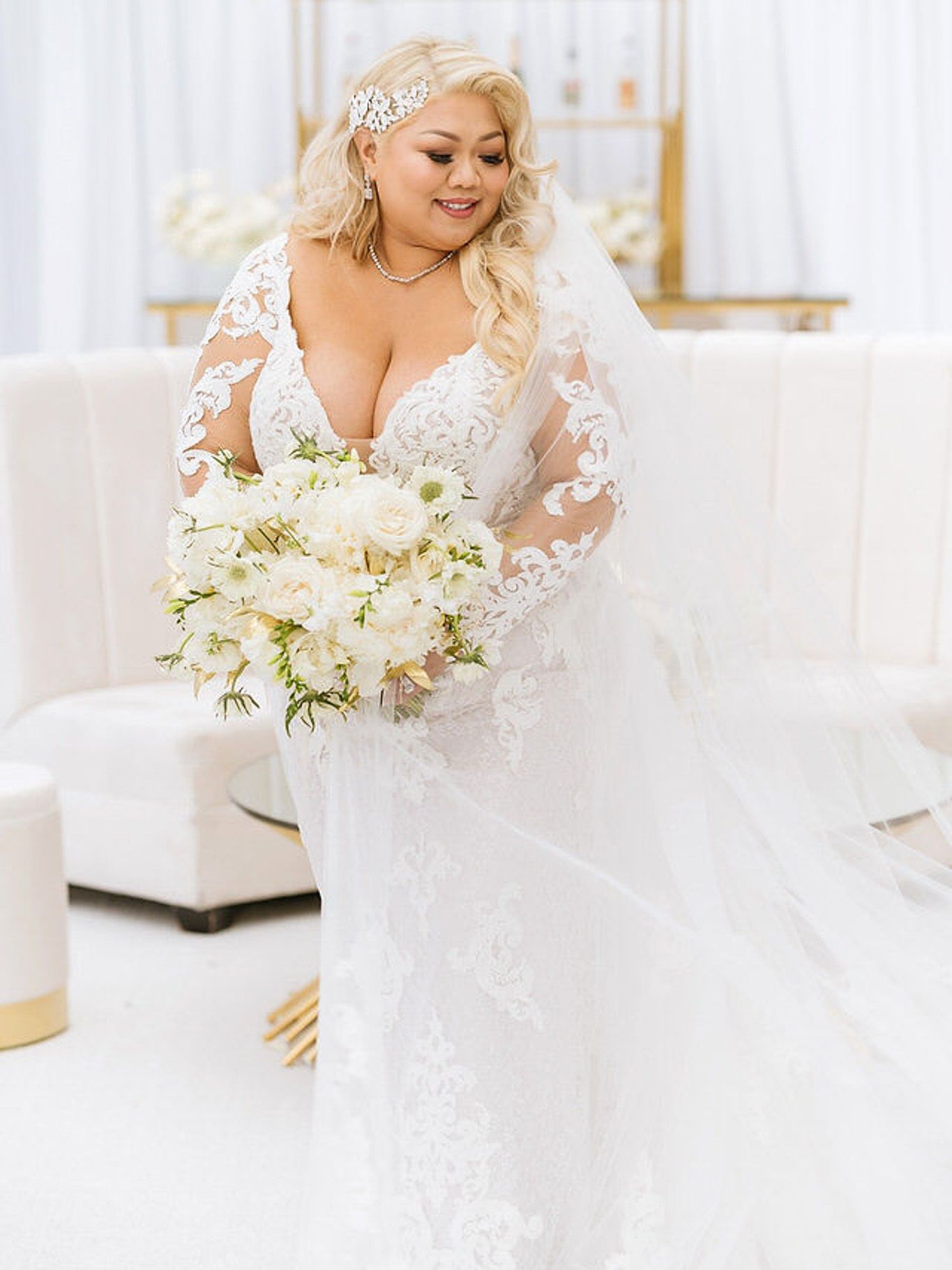 2024-02/VENUE_BY_THREE_PETALS_HUNTINGTON_BEACH_CALIFORNIA_WEDDING_PHOTOGRAPHY_ANH&ALAN_ENCOR_STUDIO_C1-502.jpg