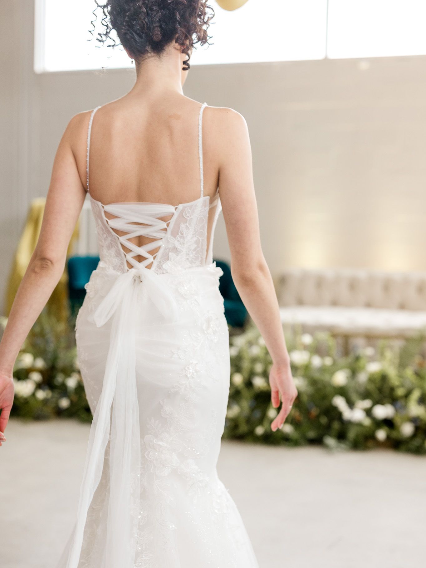2024-04/alexandra-robyn-photo-design-mn-bride-event-136.jpg