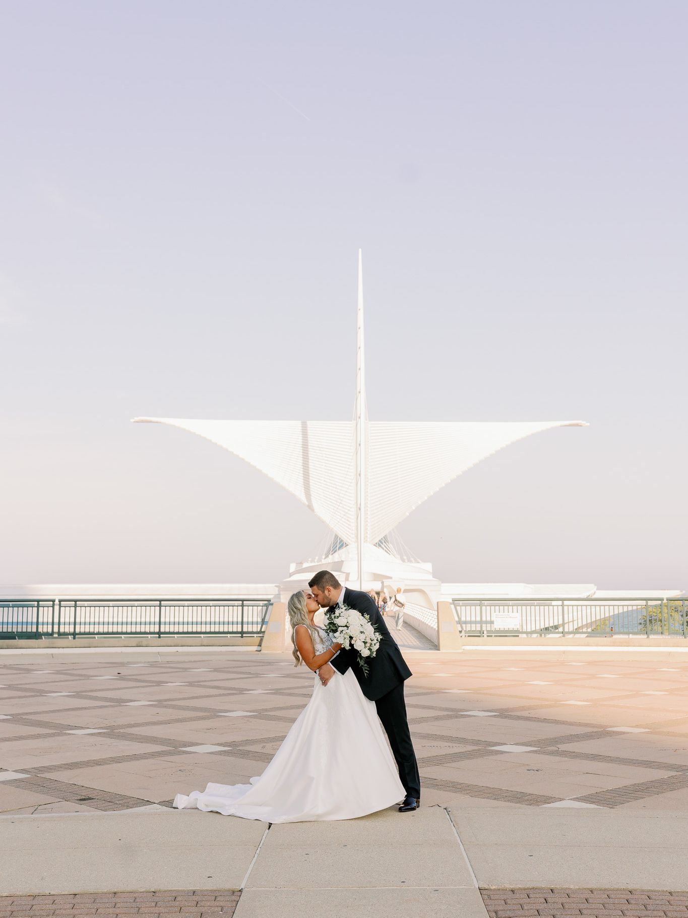 2024-04/MilwaukeeWeddingPhotographer_C.Mae-2098.jpg