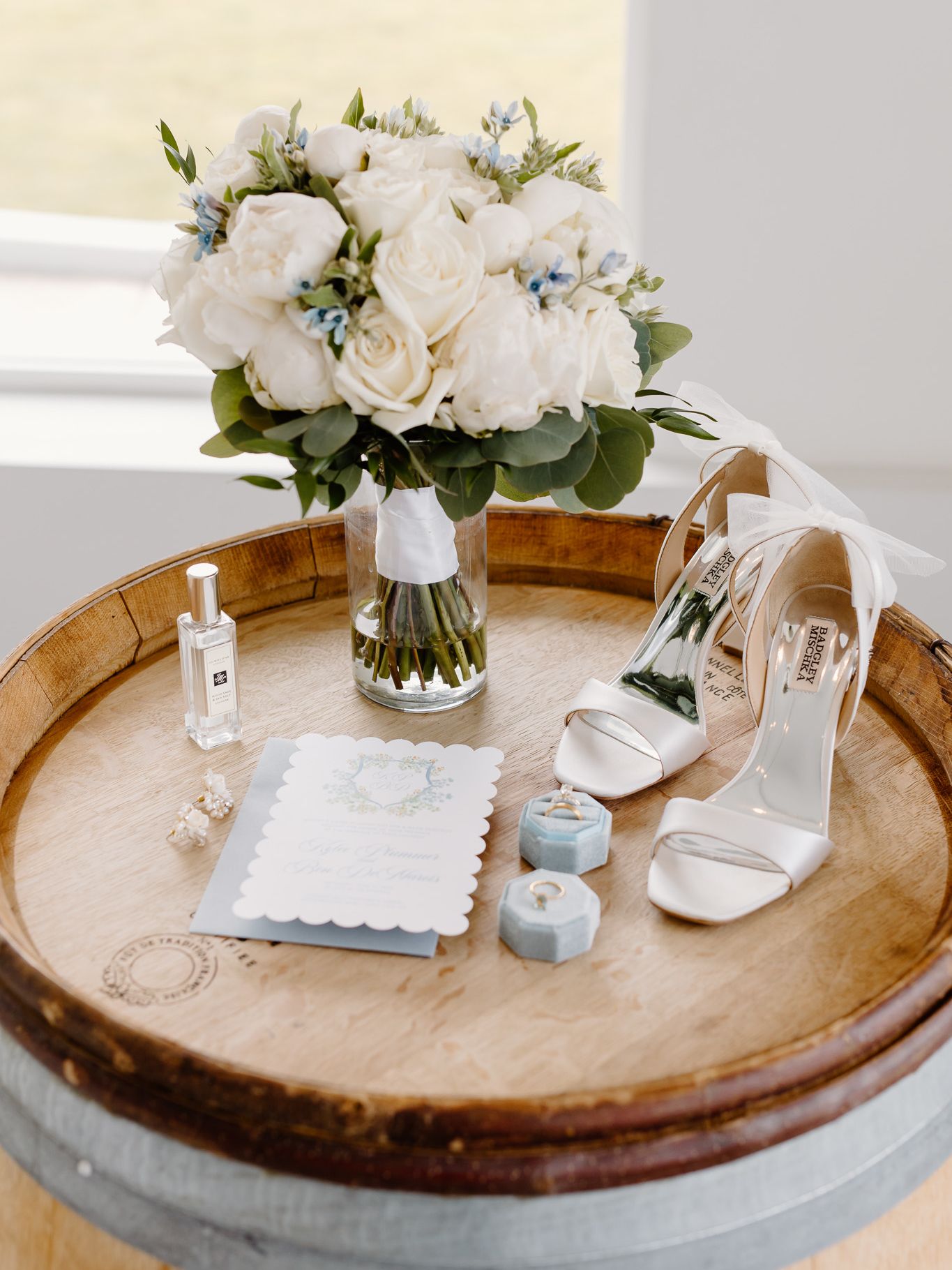 2024-07/Dusty Blue Wedding at Oswego Hills Winery-KMT Photos-72.jpg