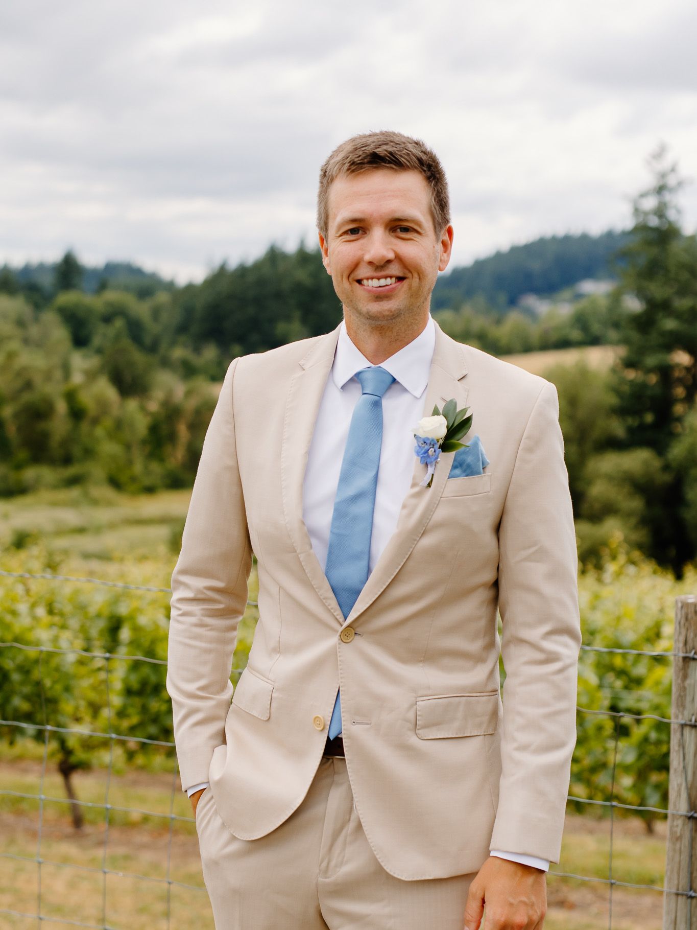 2024-07/Dusty Blue Wedding at Oswego Hills Winery-KMT Photos-429.jpg